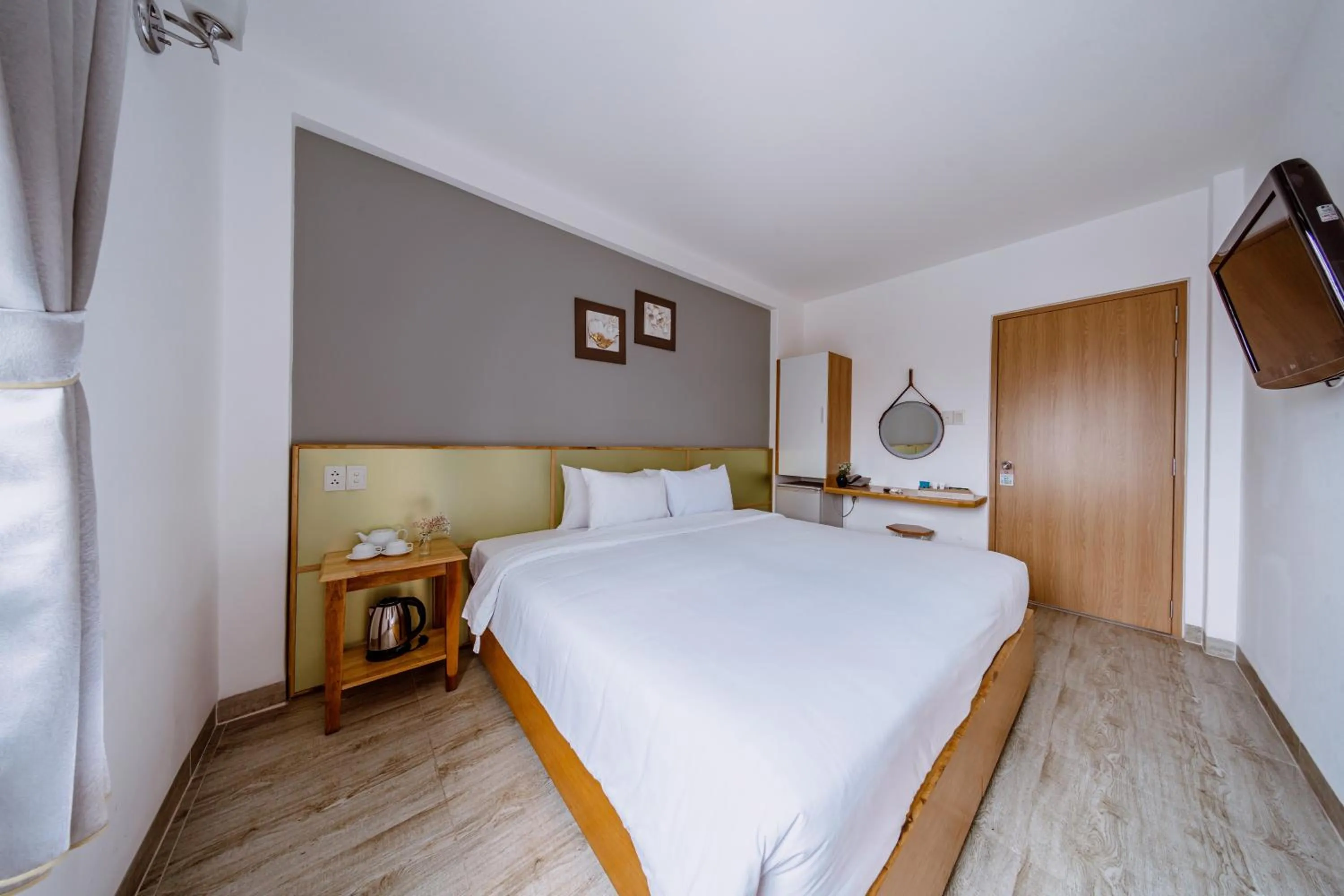 Bedroom, Bed in Happy Life Green Hotel