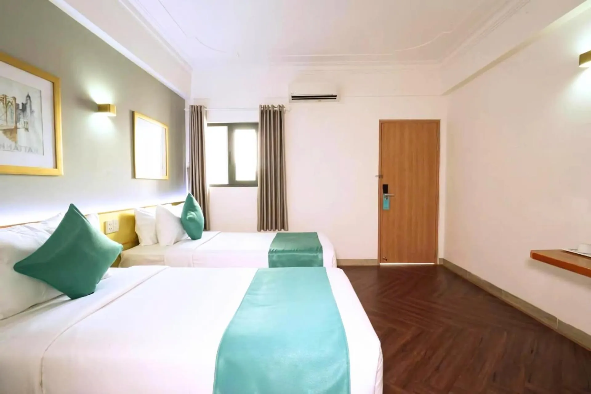 Bed in Happy Life Green Hotel