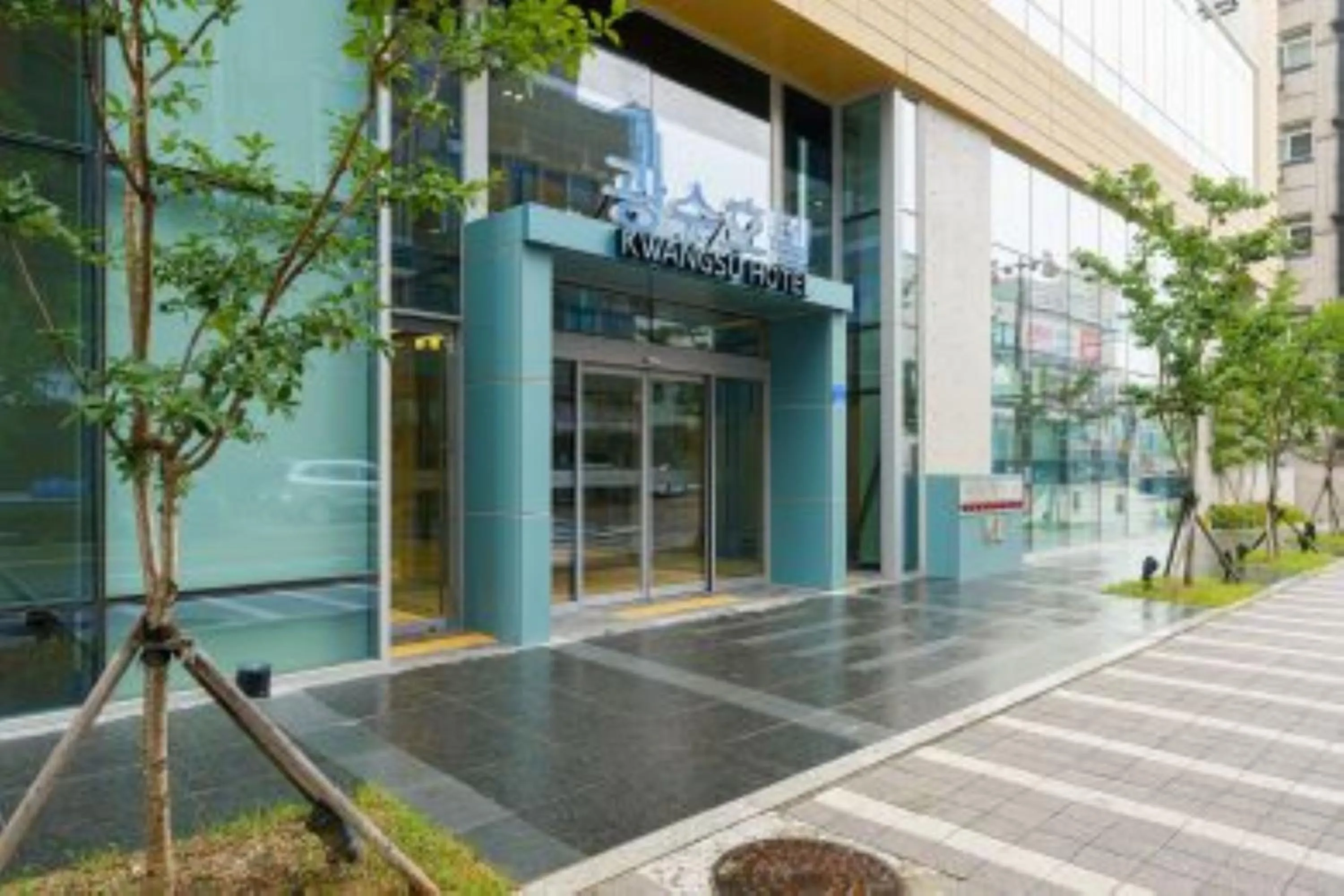 Property building in Kwangsu Hotel Haeundae