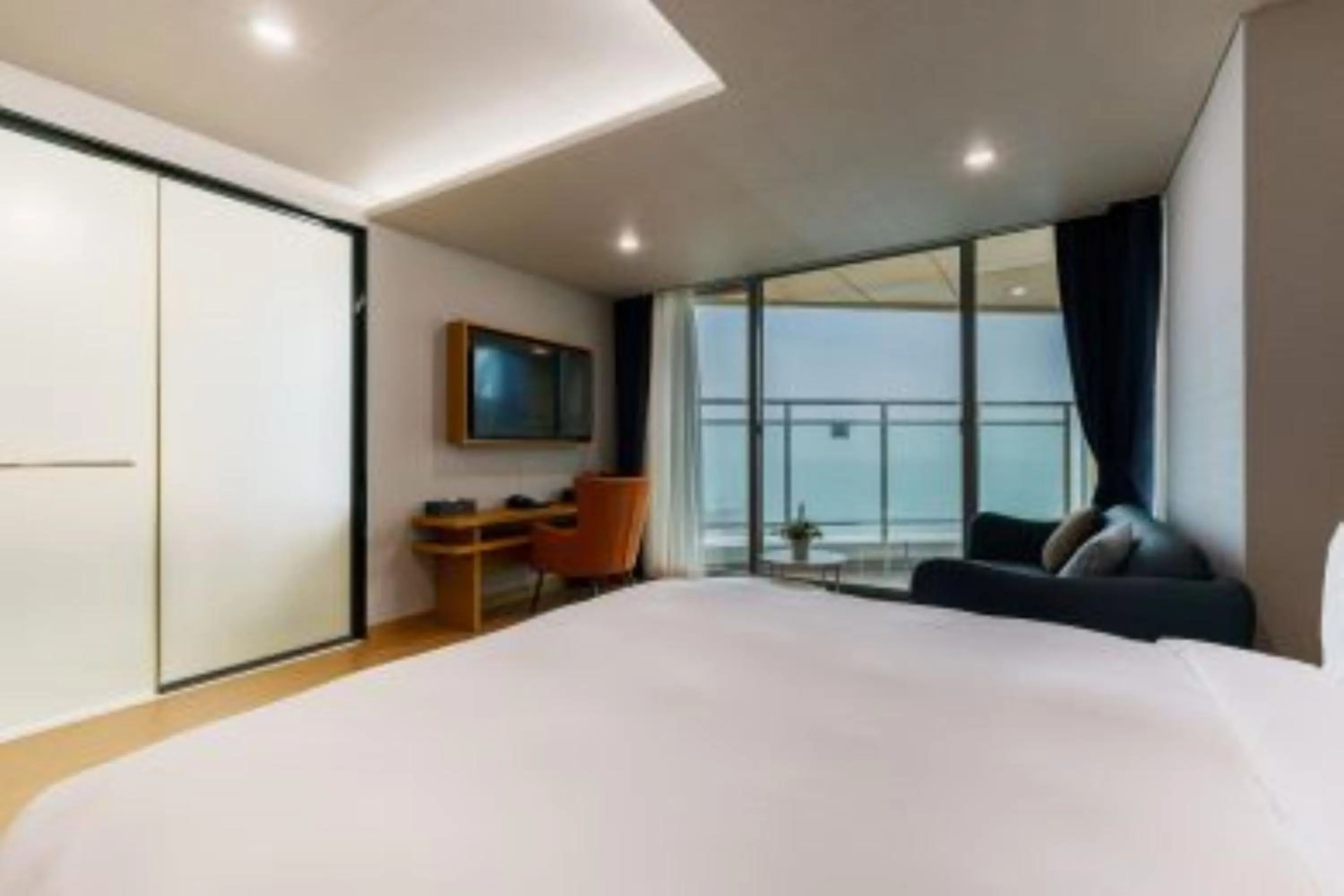 Bed in Kwangsu Hotel Haeundae