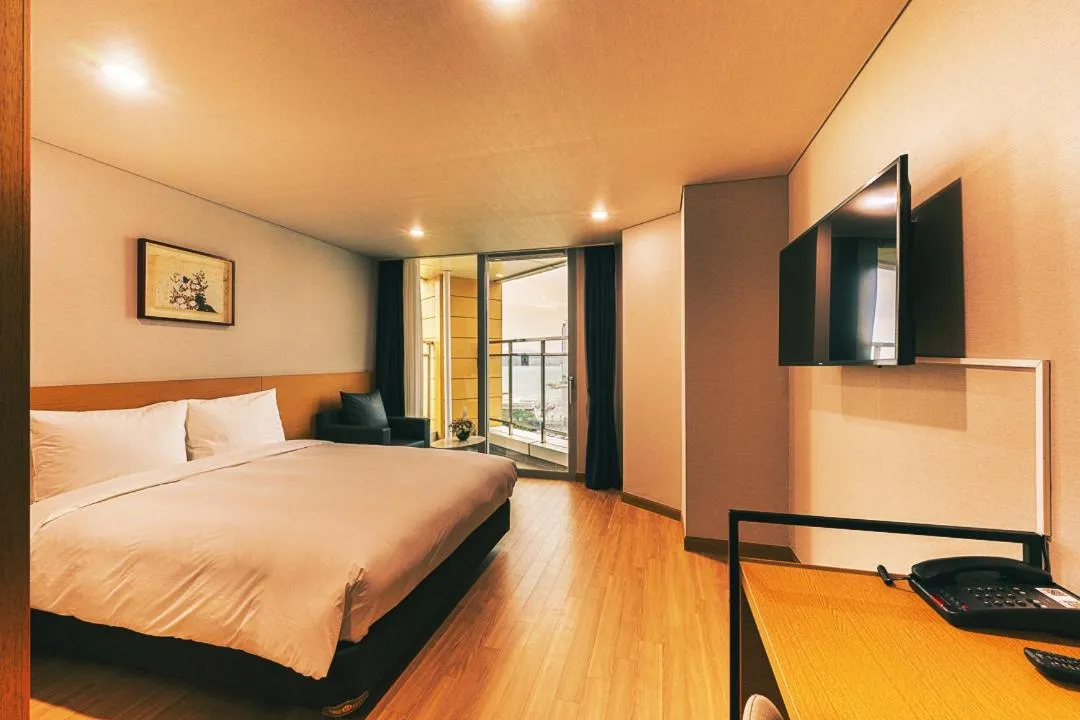 Bed in Kwangsu Hotel Haeundae