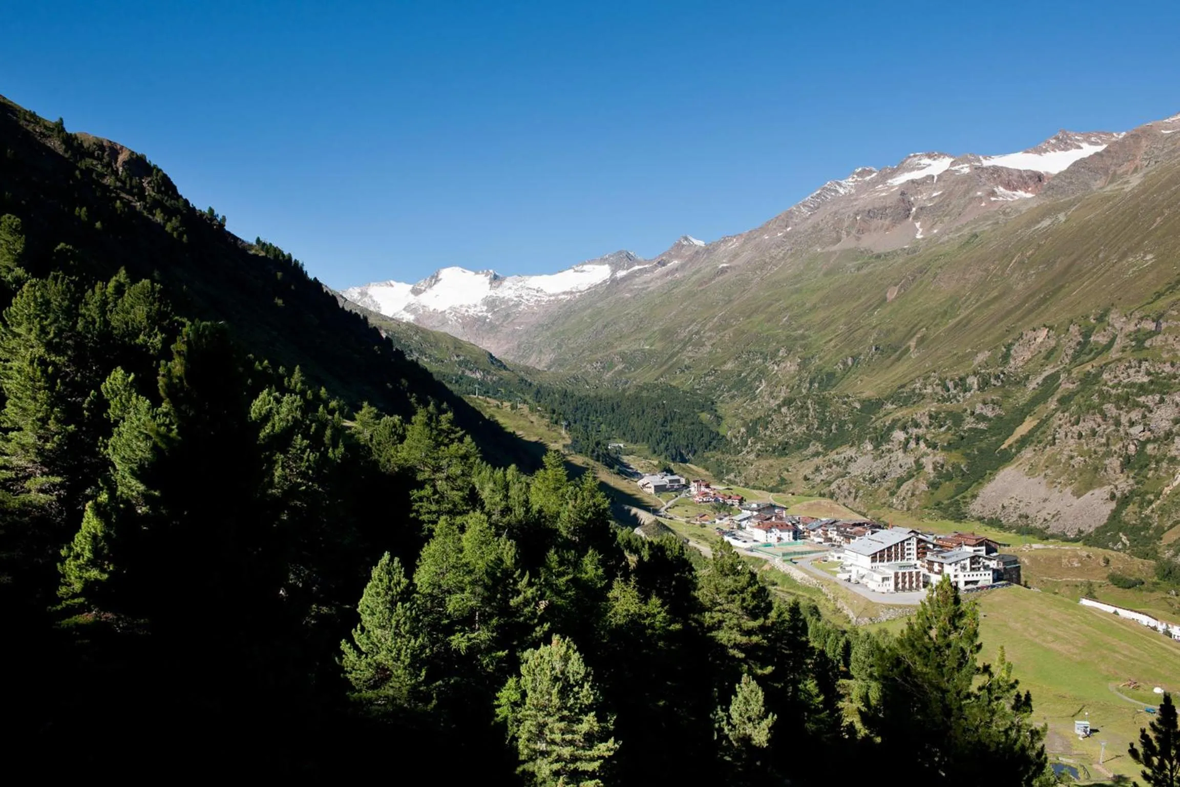 Spring in Gurglhof Apartmenthaus