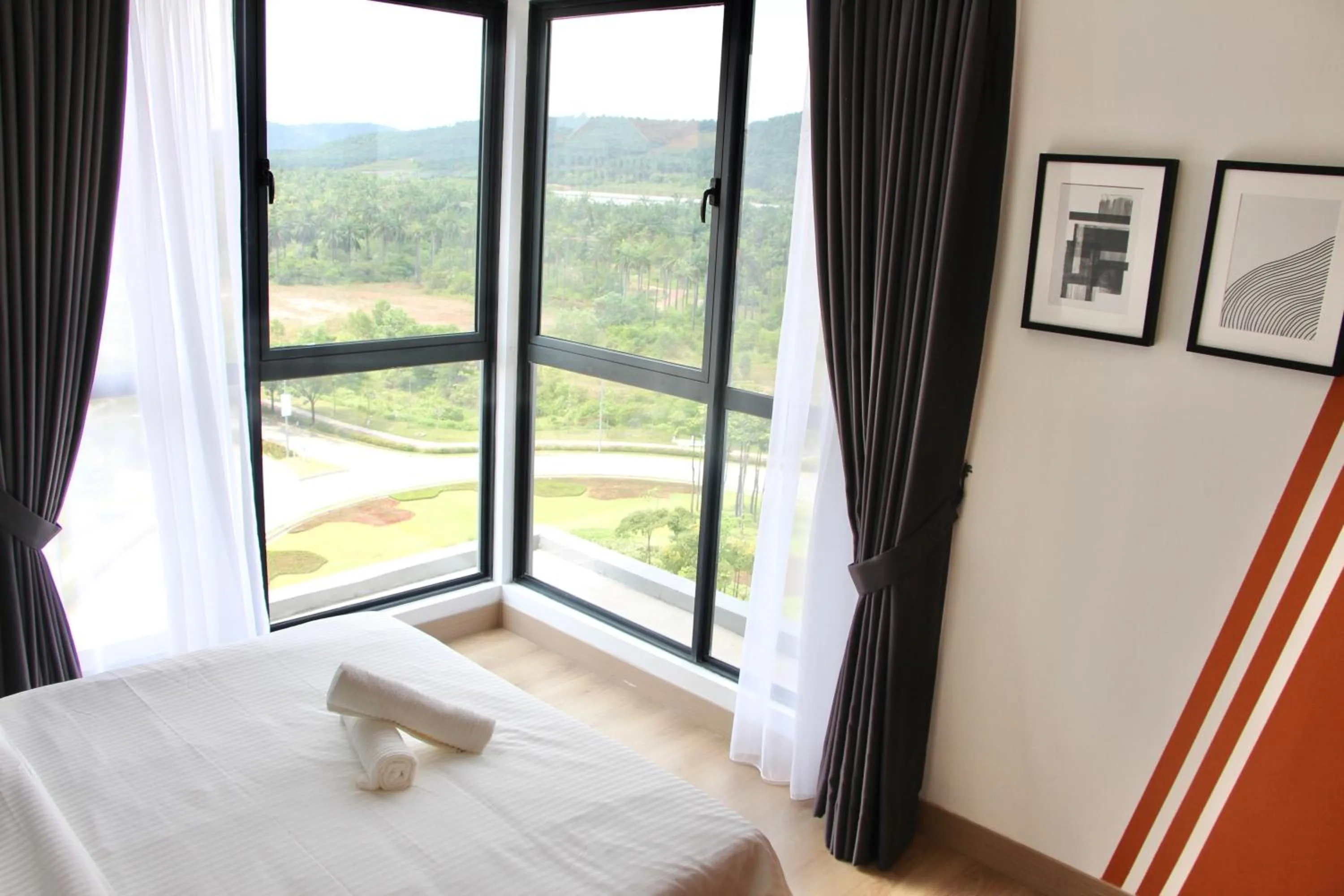 Bed in Bell Suites @ Sunsuria City