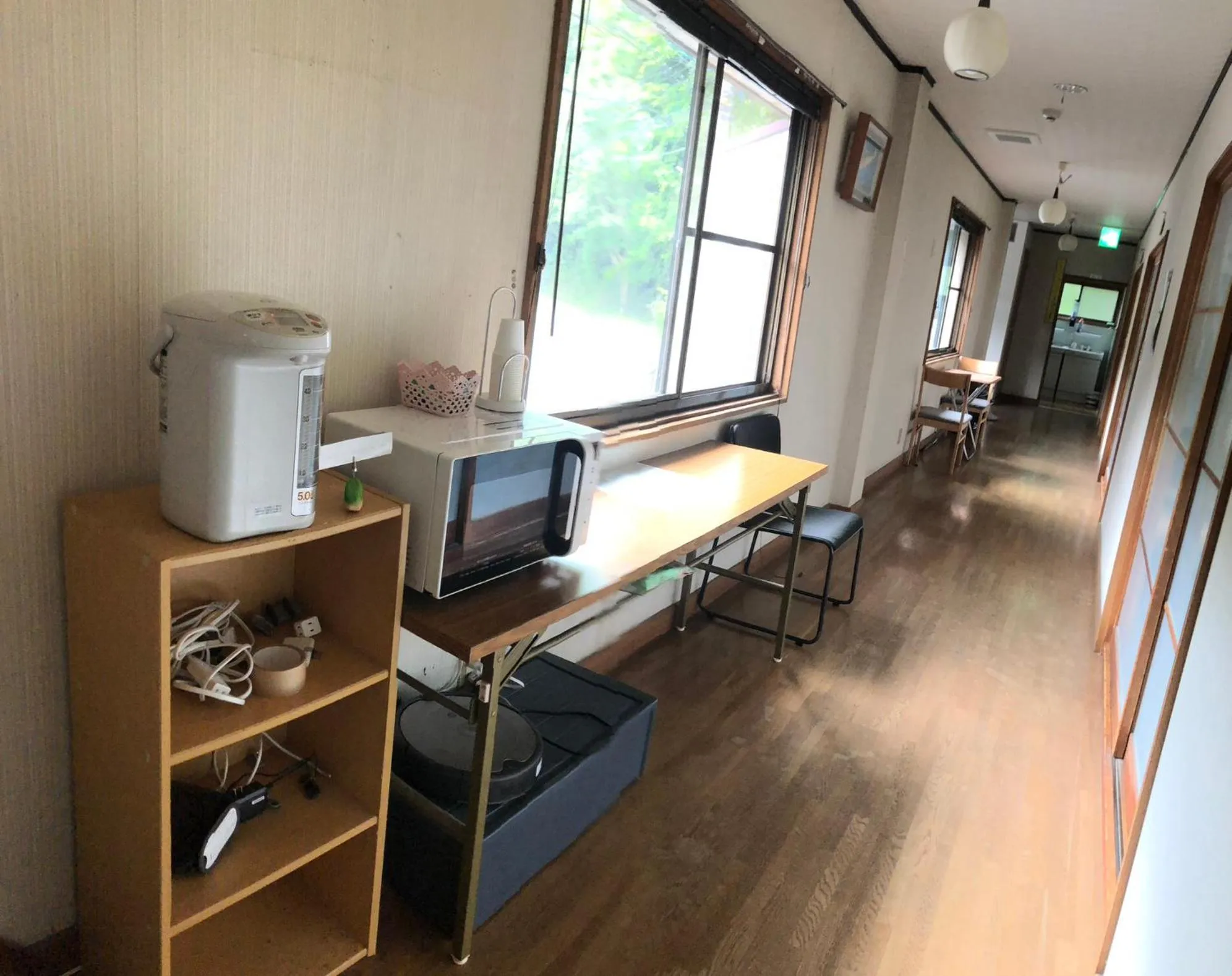 Kitchen or kitchenette in Minshuku Kawarabi-so