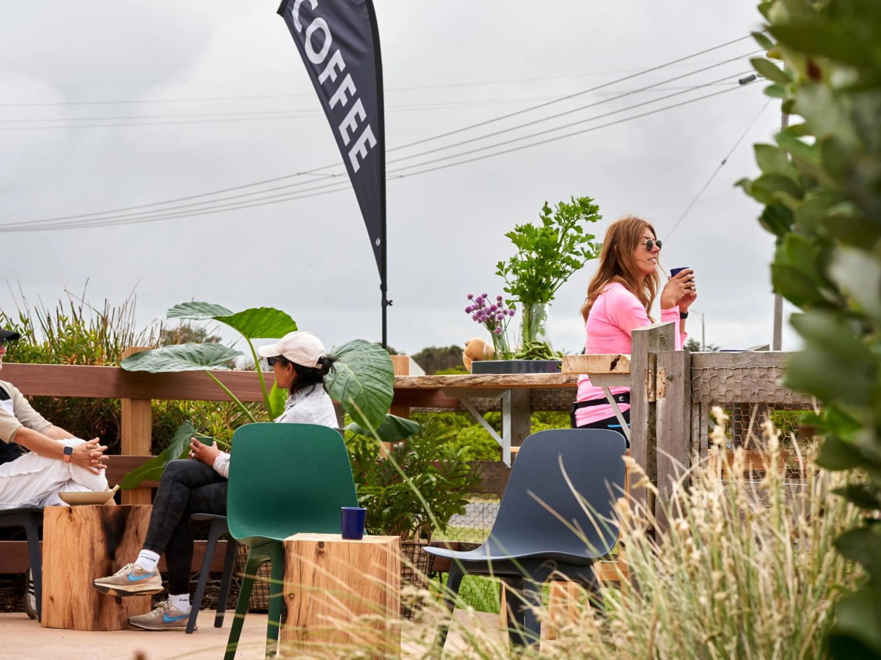 Restaurant/places to eat in Peterborough House