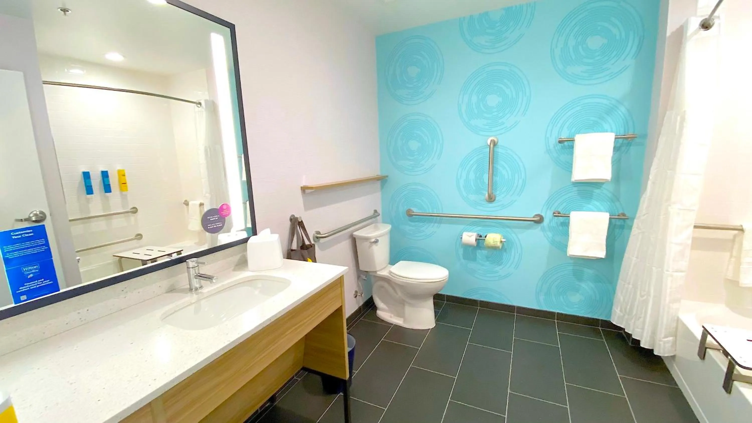 Tru By Hilton Baltimore Harbor East