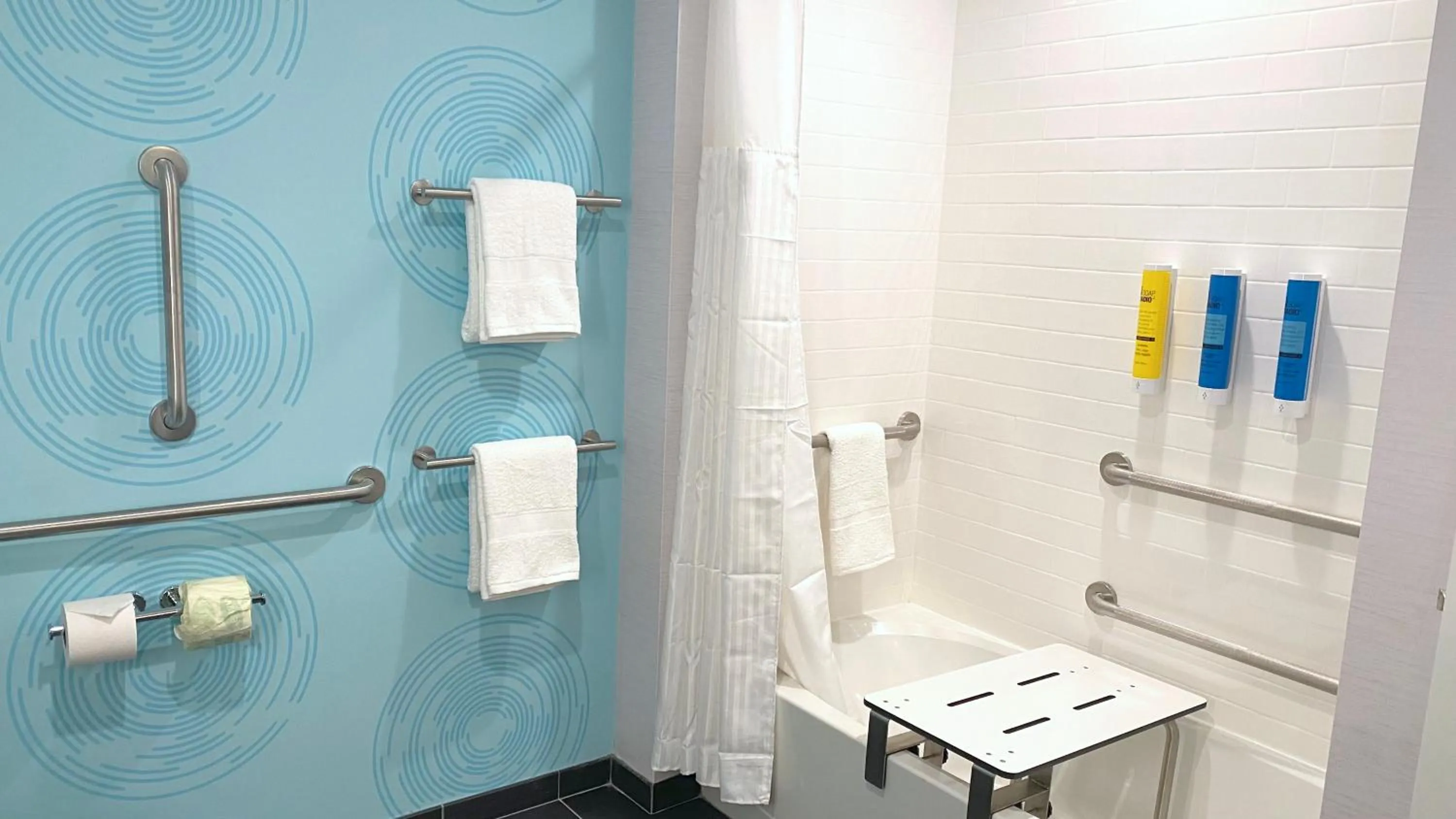 Tru By Hilton Baltimore Harbor East