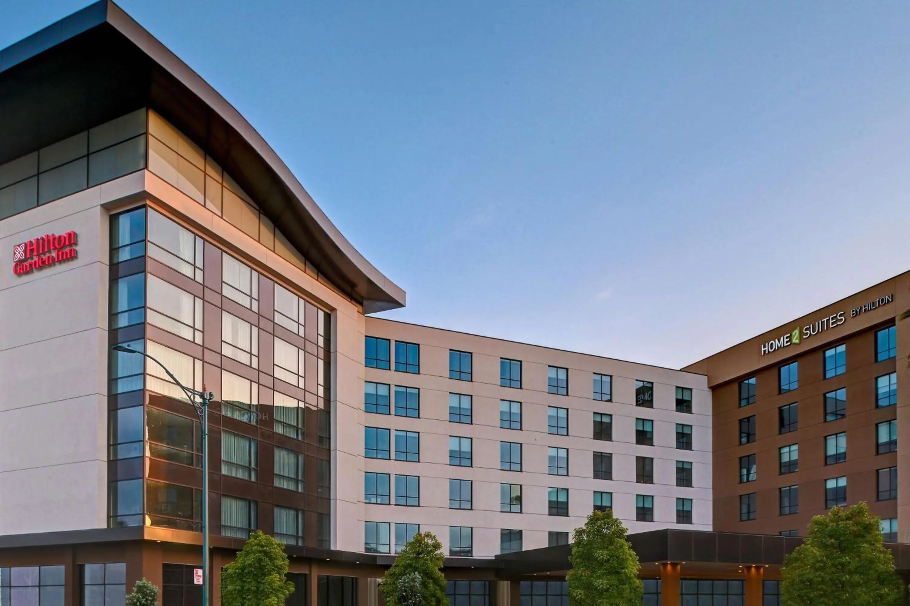 Property building in Hilton Garden Inn Anaheim Resort