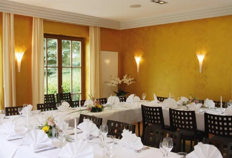 Restaurant/places to eat in Hotel Goldener Hirsch