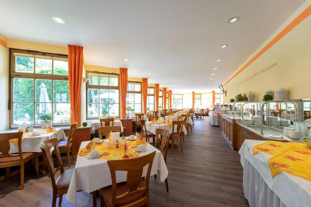 Restaurant/places to eat in Hotel Goldener Hirsch