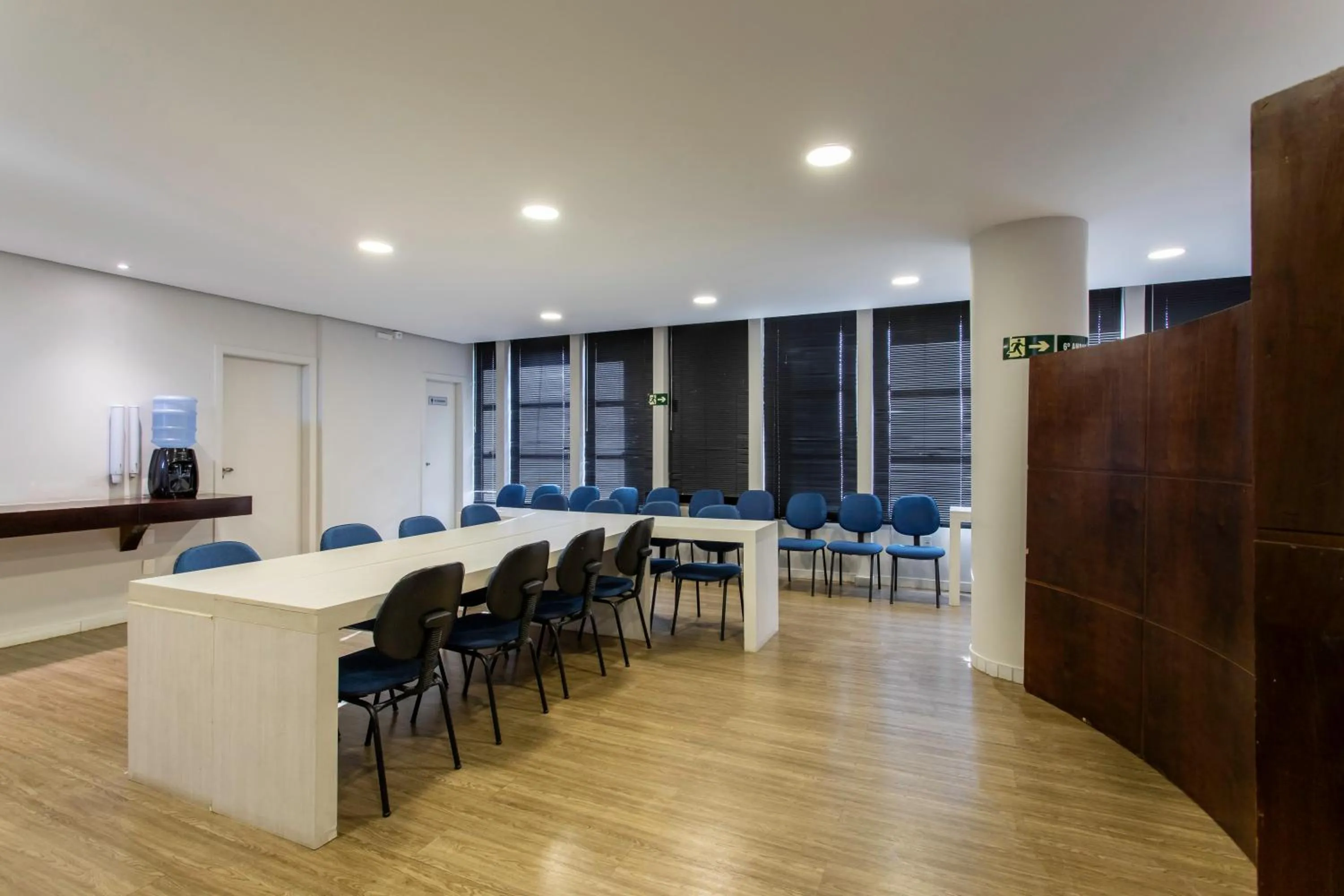 Meeting/conference room in Suntory Hotel