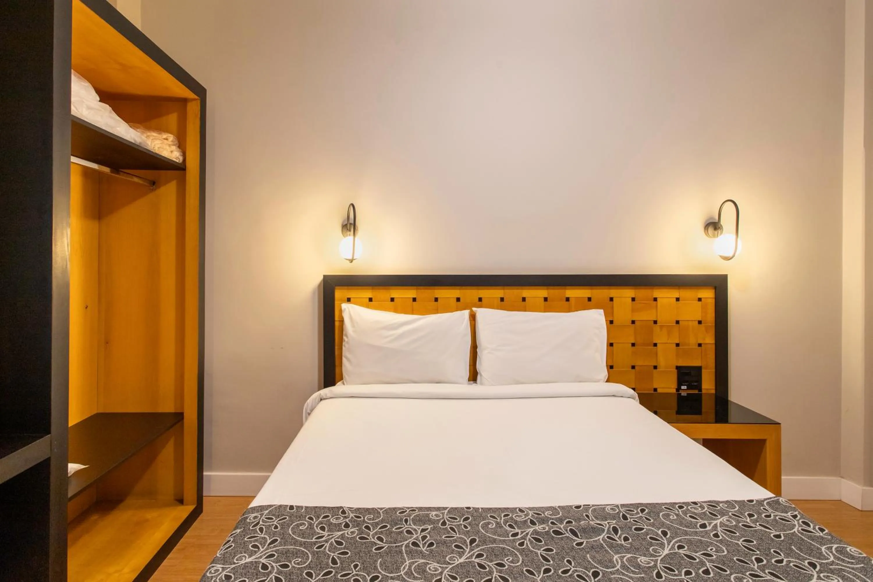 Bed in Suntory Hotel