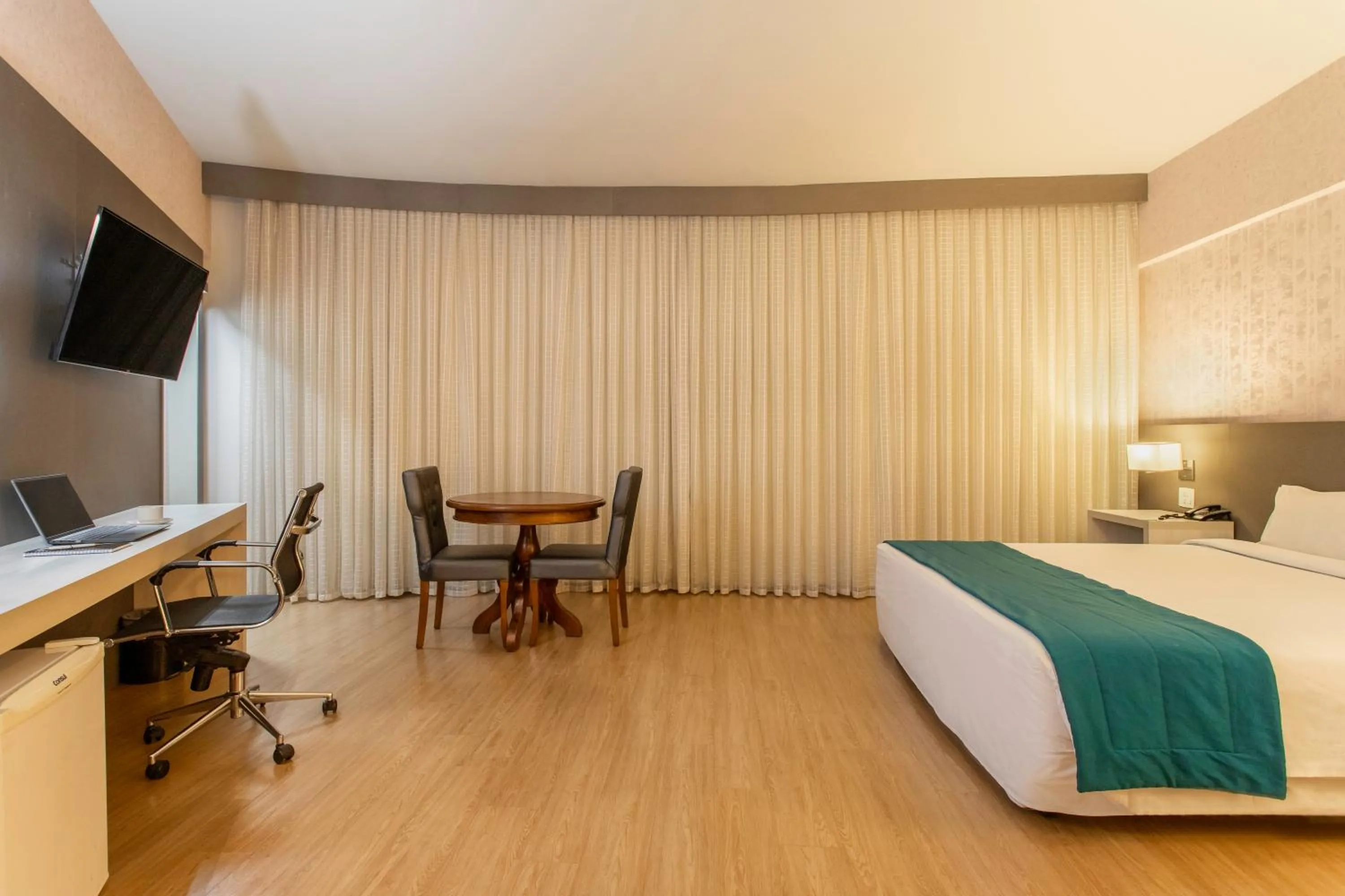 Bed in Suntory Hotel