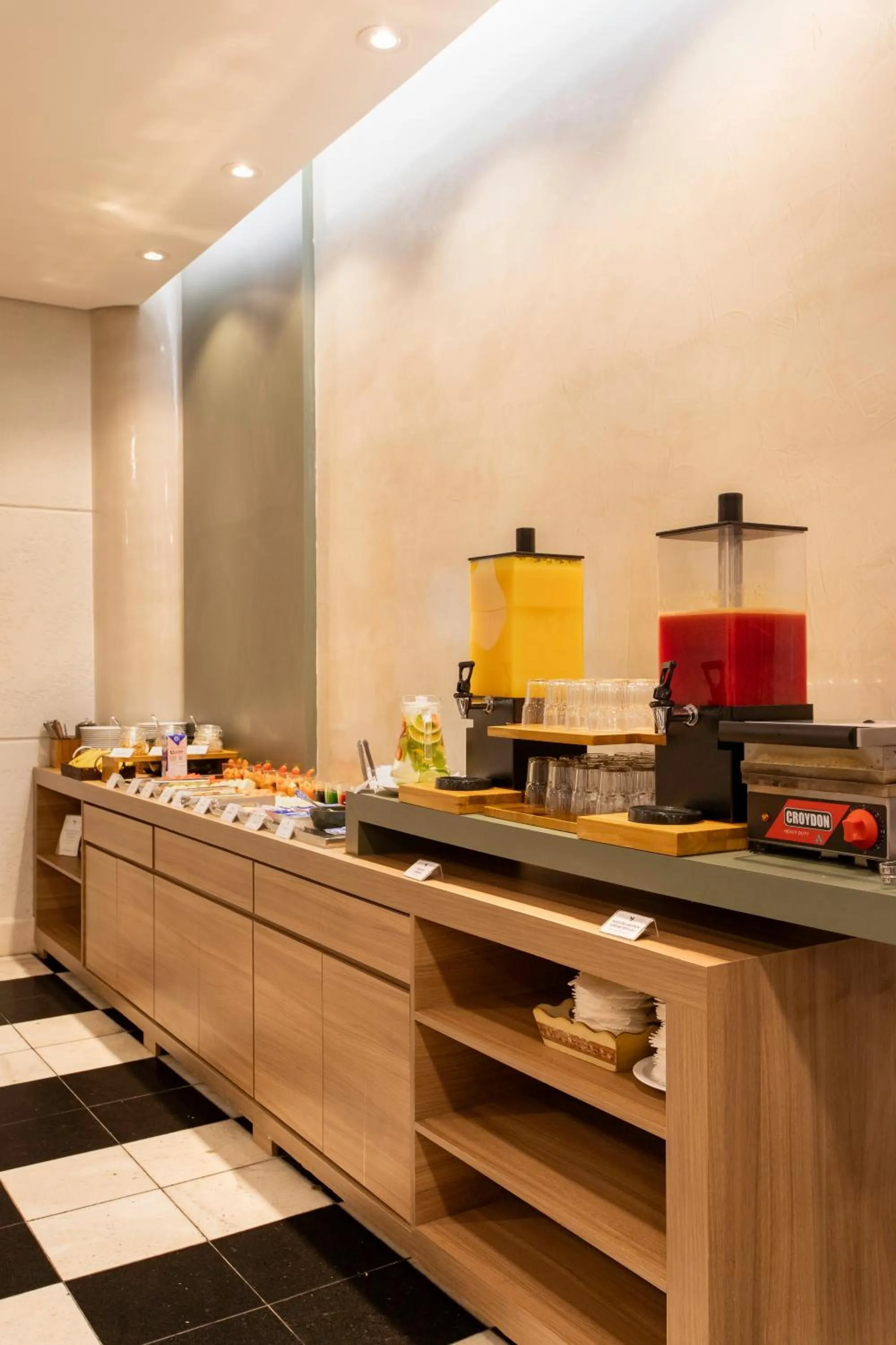 Buffet breakfast in Suntory Hotel