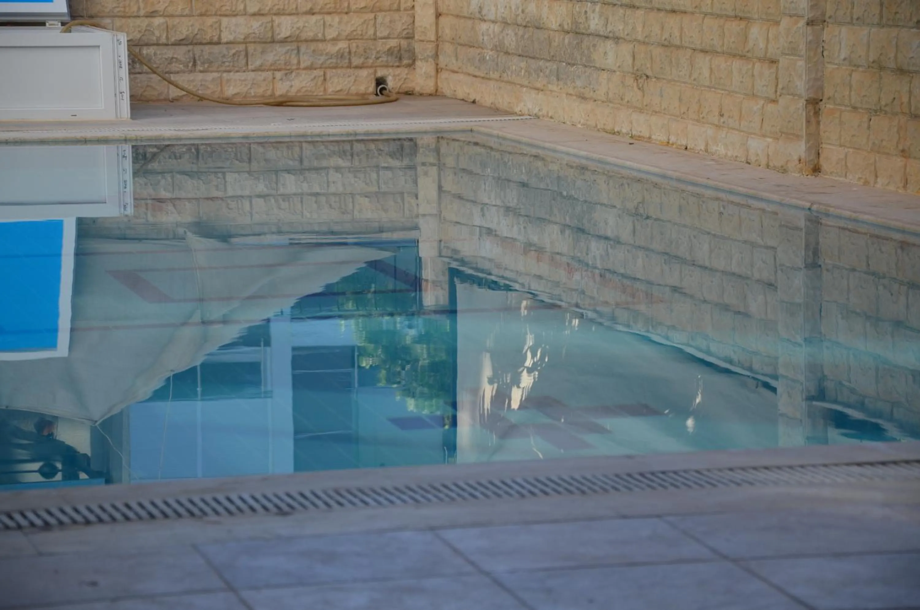 Swimming pool in Vienna Apart Otel