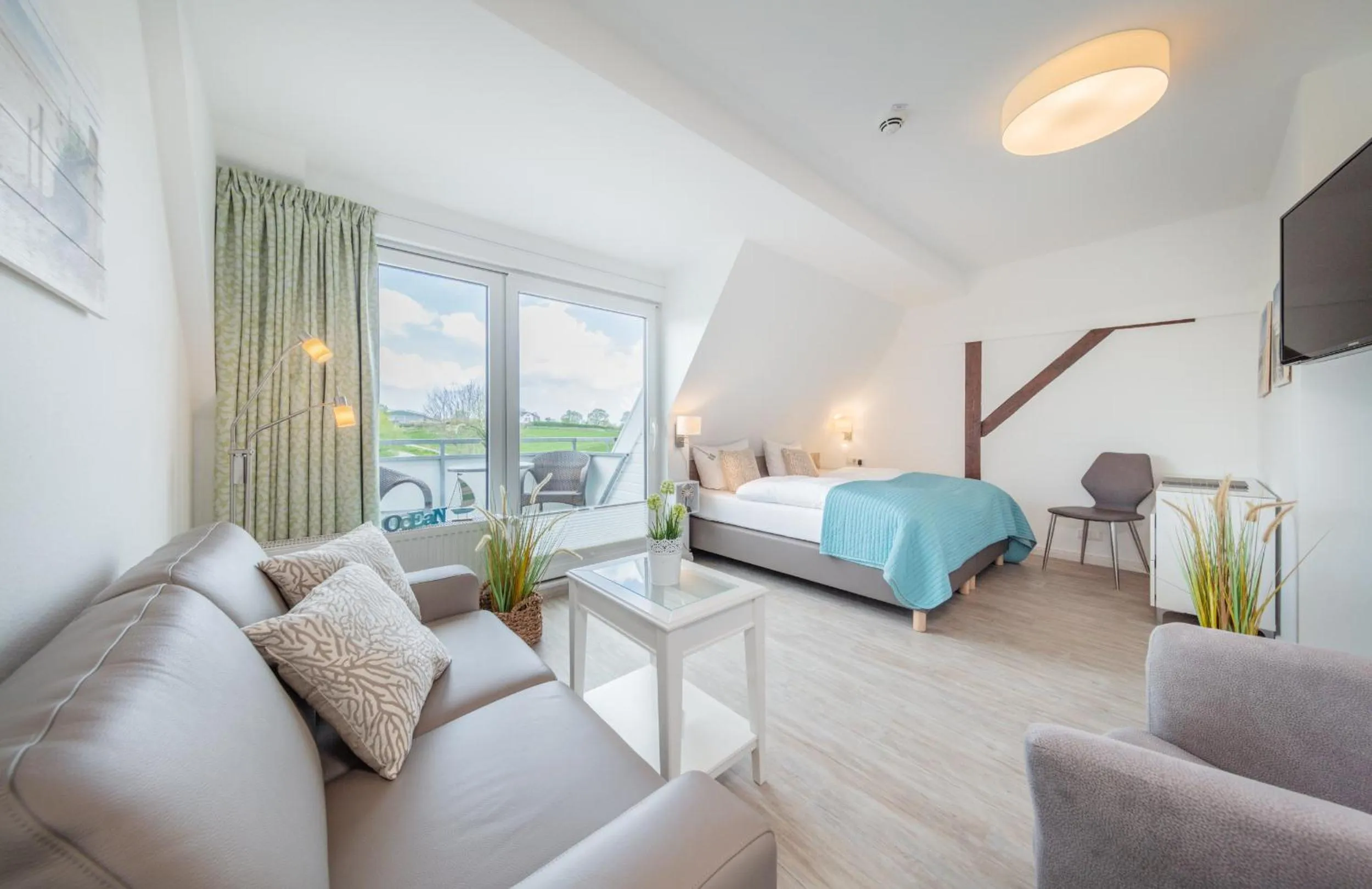 Balcony/Terrace, Bed in HofHotel Krähenberg