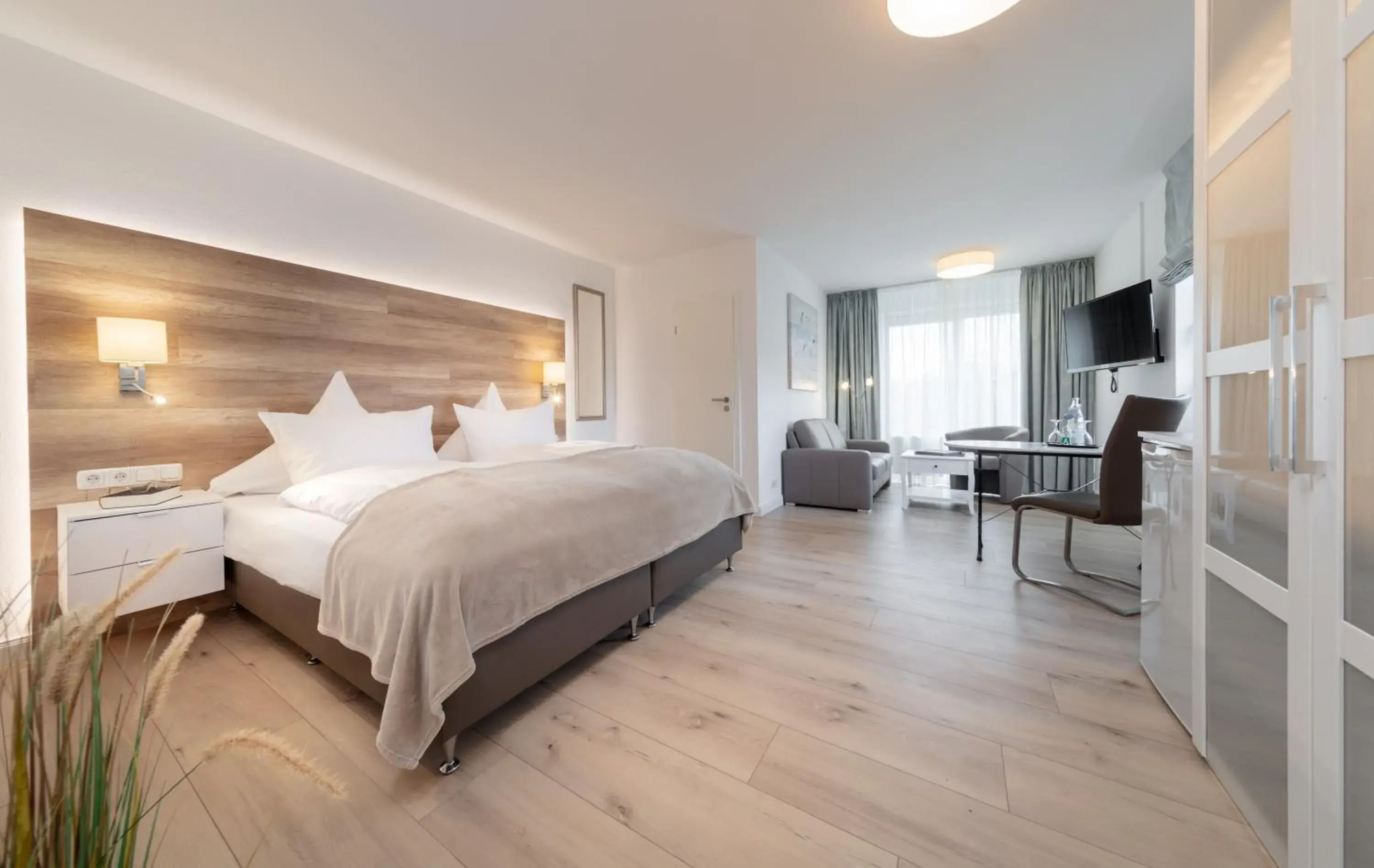 Junior Suite with Terrace in HofHotel Krähenberg Junior Suite with Terrace in HofHotel Krähenberg