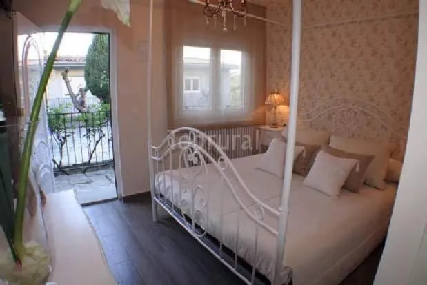 Double Room with Balcony in Hostal Restaurante Pasaje