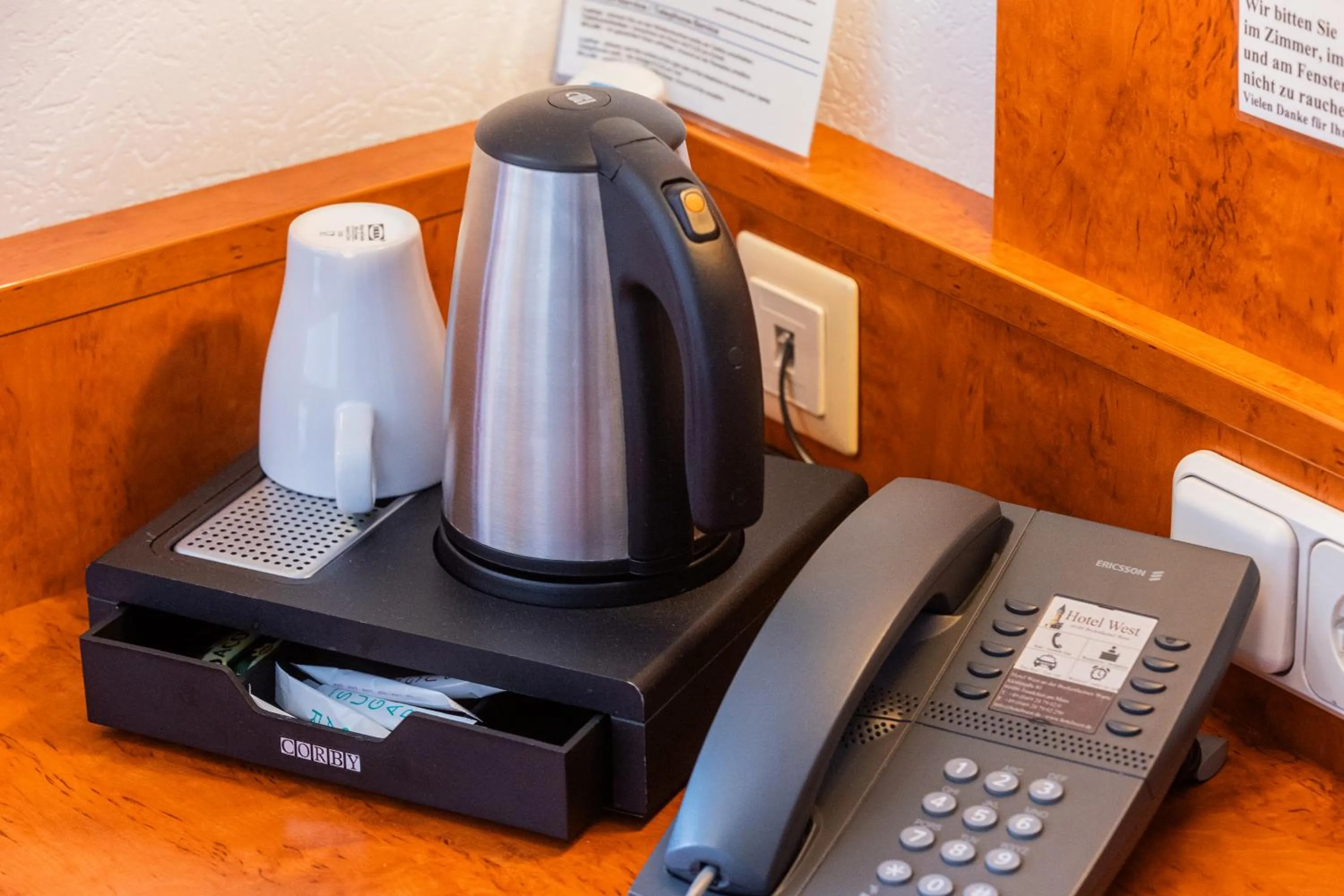 Coffee/tea facilities in Hotel West an der Bockenheimer Warte