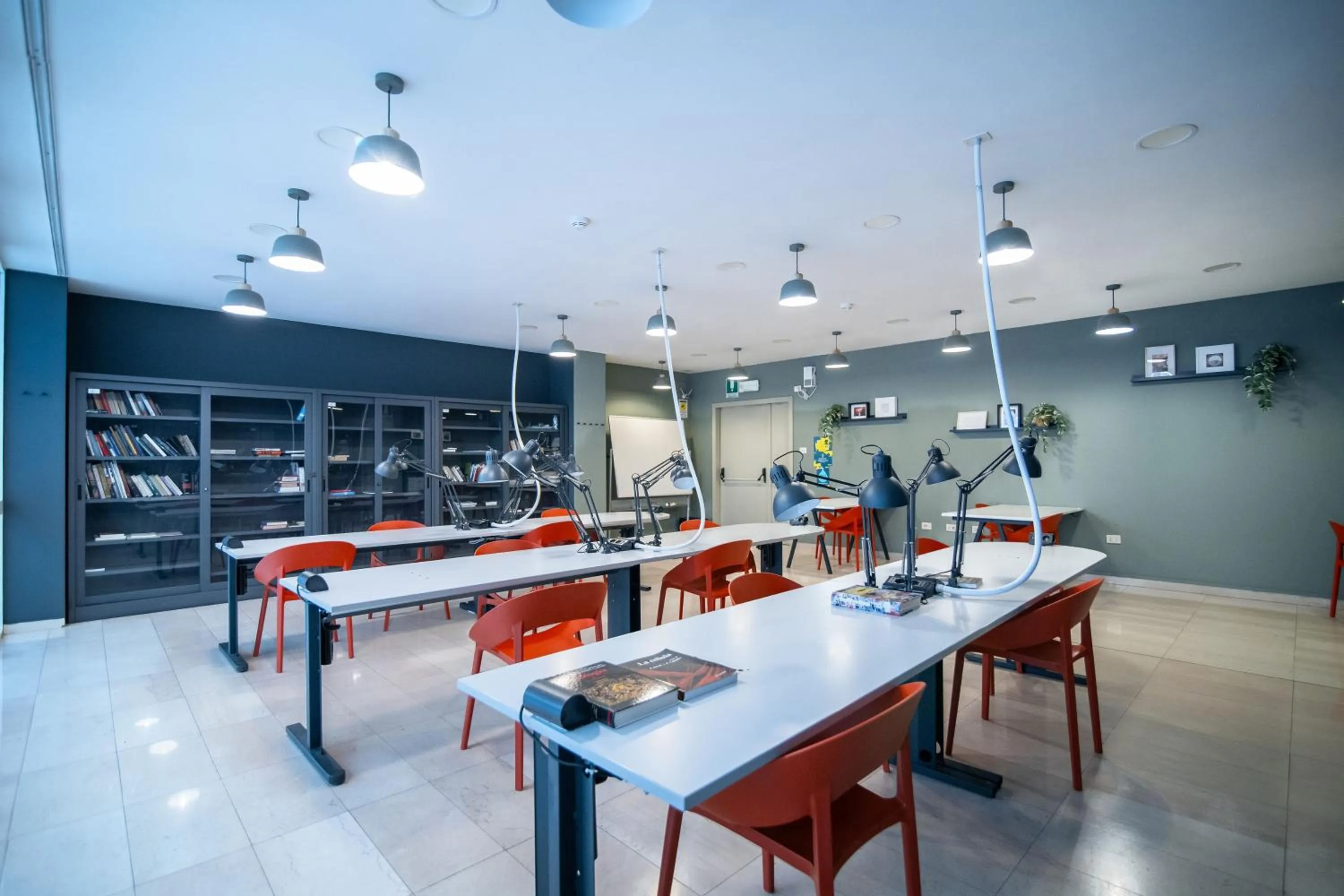 Library in Joivy Panigale