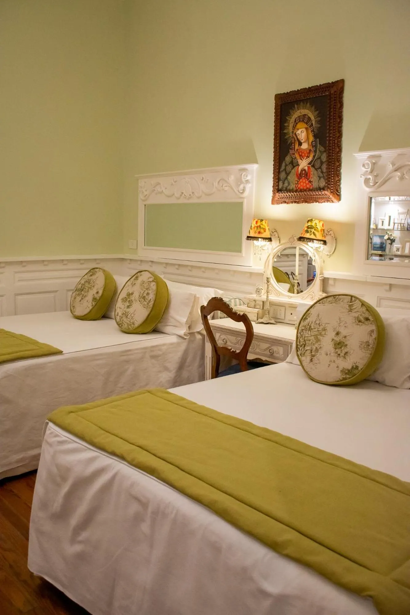 Photo of the whole room, Bed in Villa Vicuña Salta Hotel Boutique