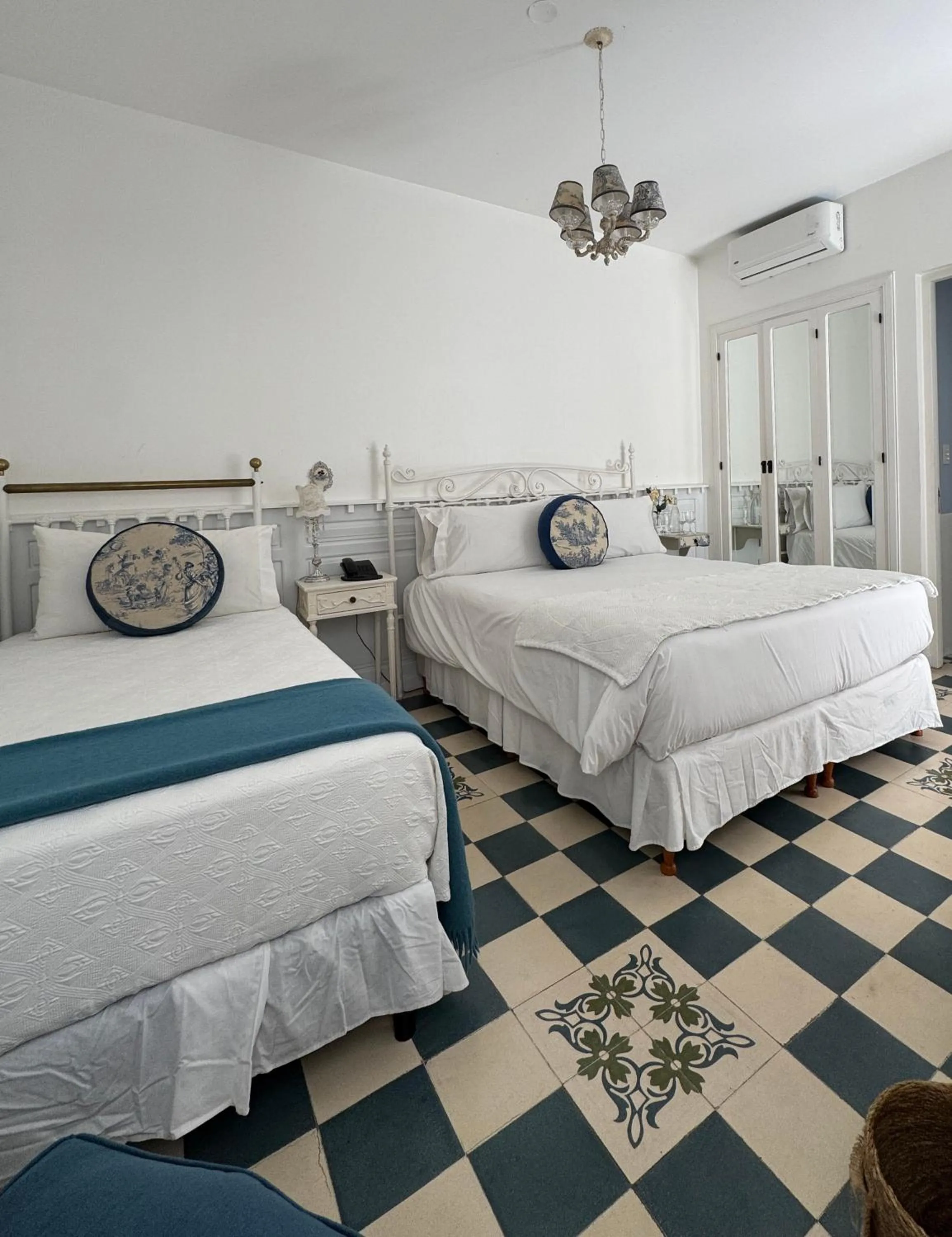 Bed in Villa Vicuña Salta Hotel Boutique