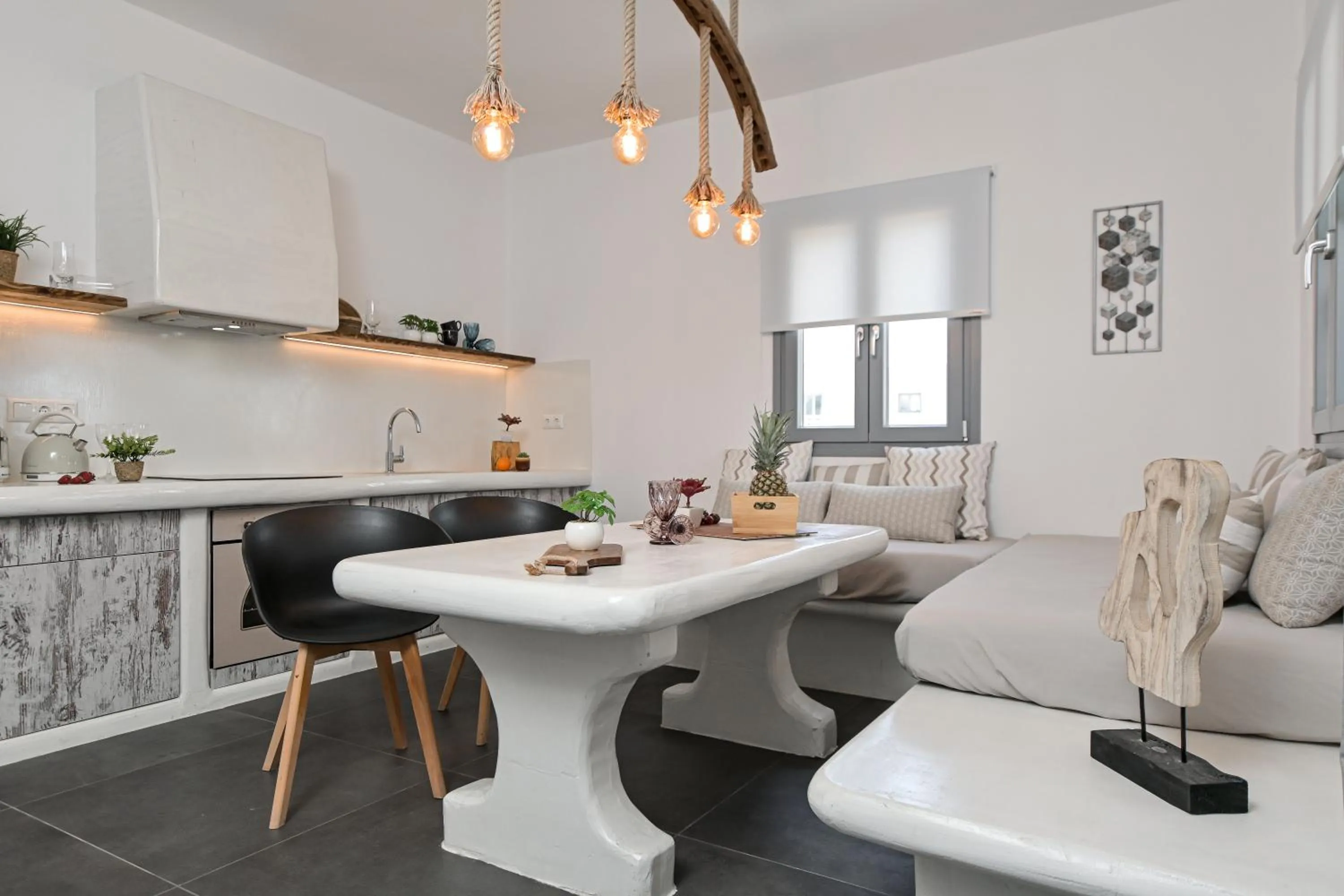 Shower in White Cocoon Exclusive villas