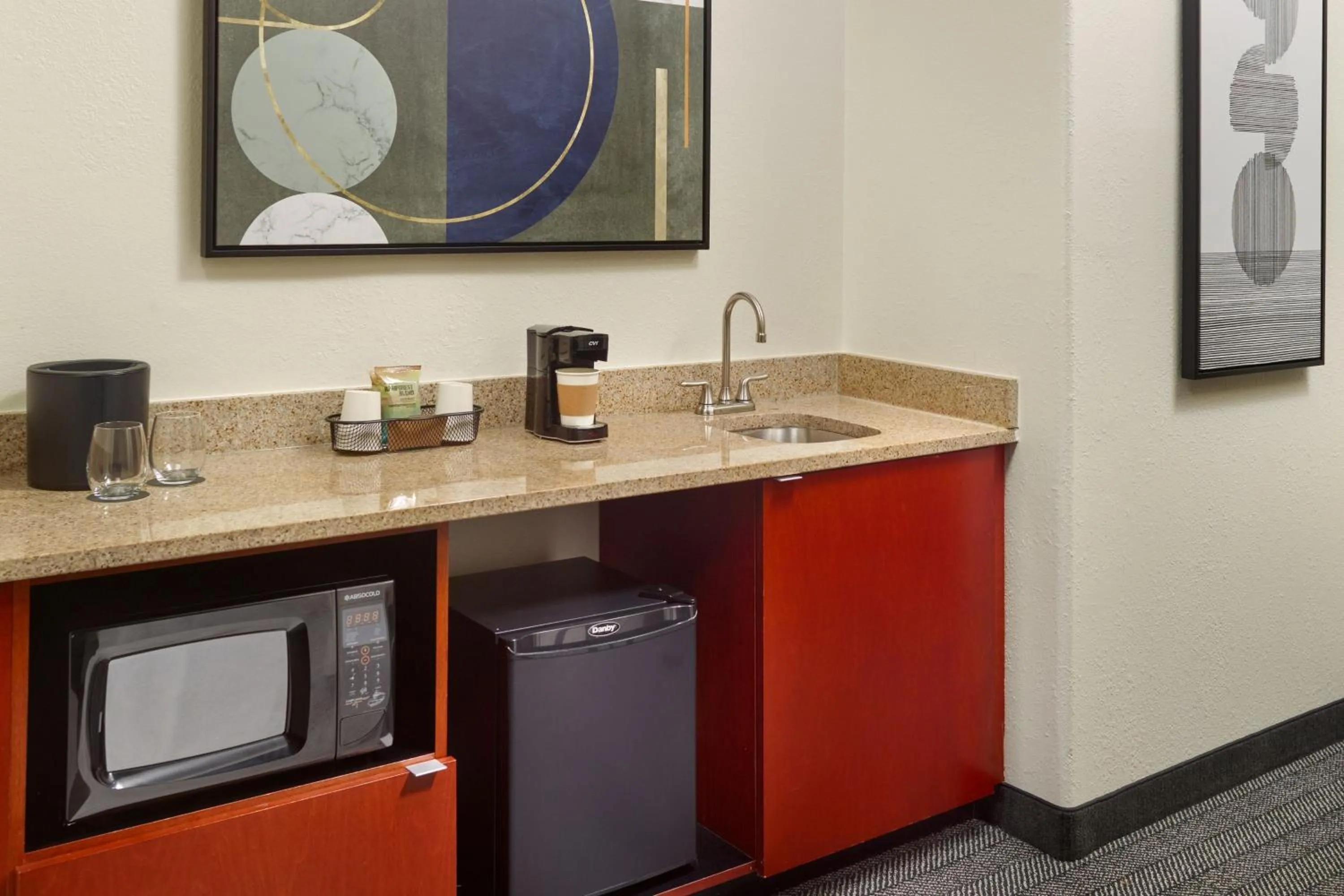 Lounge or bar in Courtyard by Marriott Atlanta Conyers
