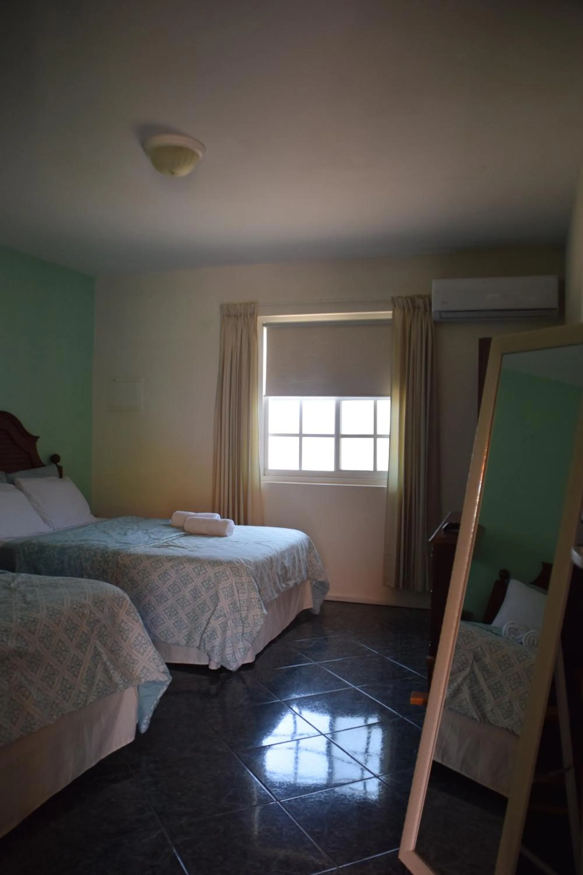 Bedroom, Bed in La Felicidad Aruba