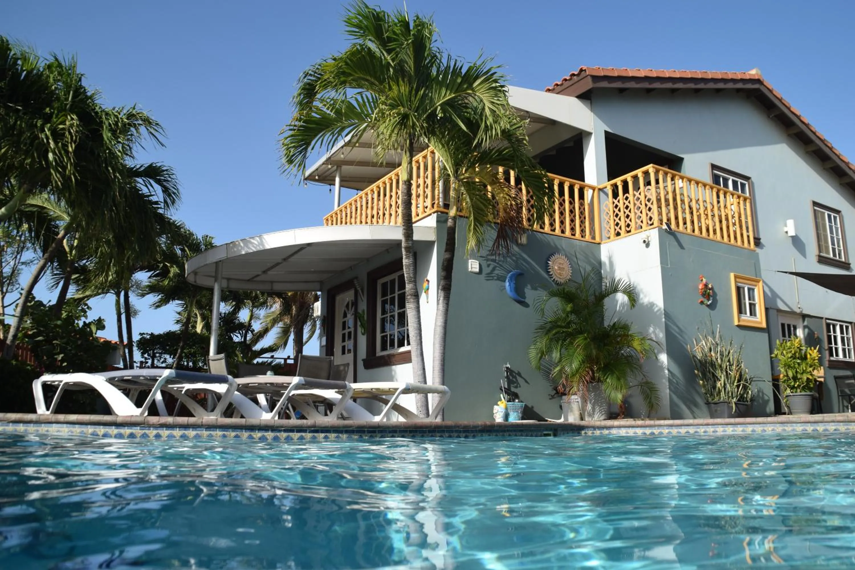 Swimming pool in La Felicidad Aruba