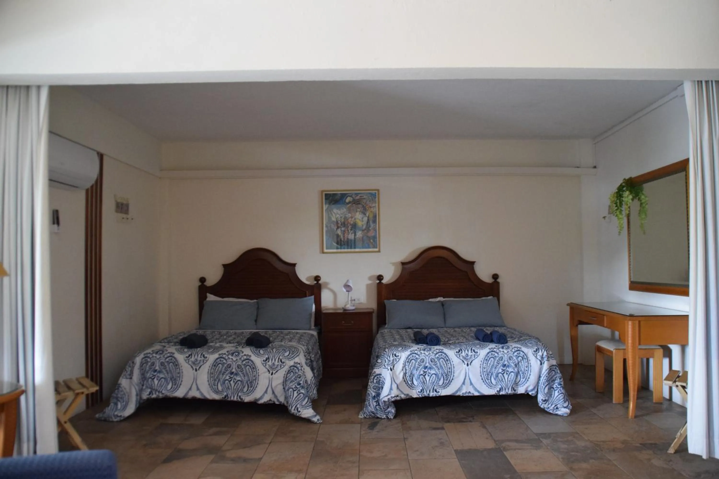 Bed in La Felicidad Aruba