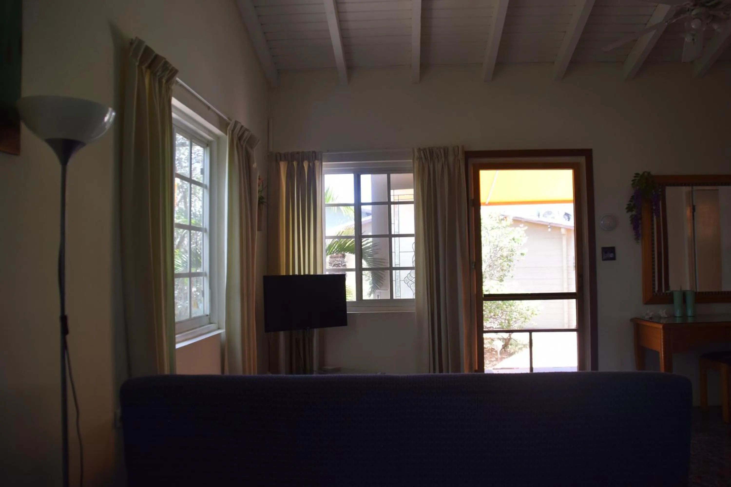 Living room in La Felicidad Aruba