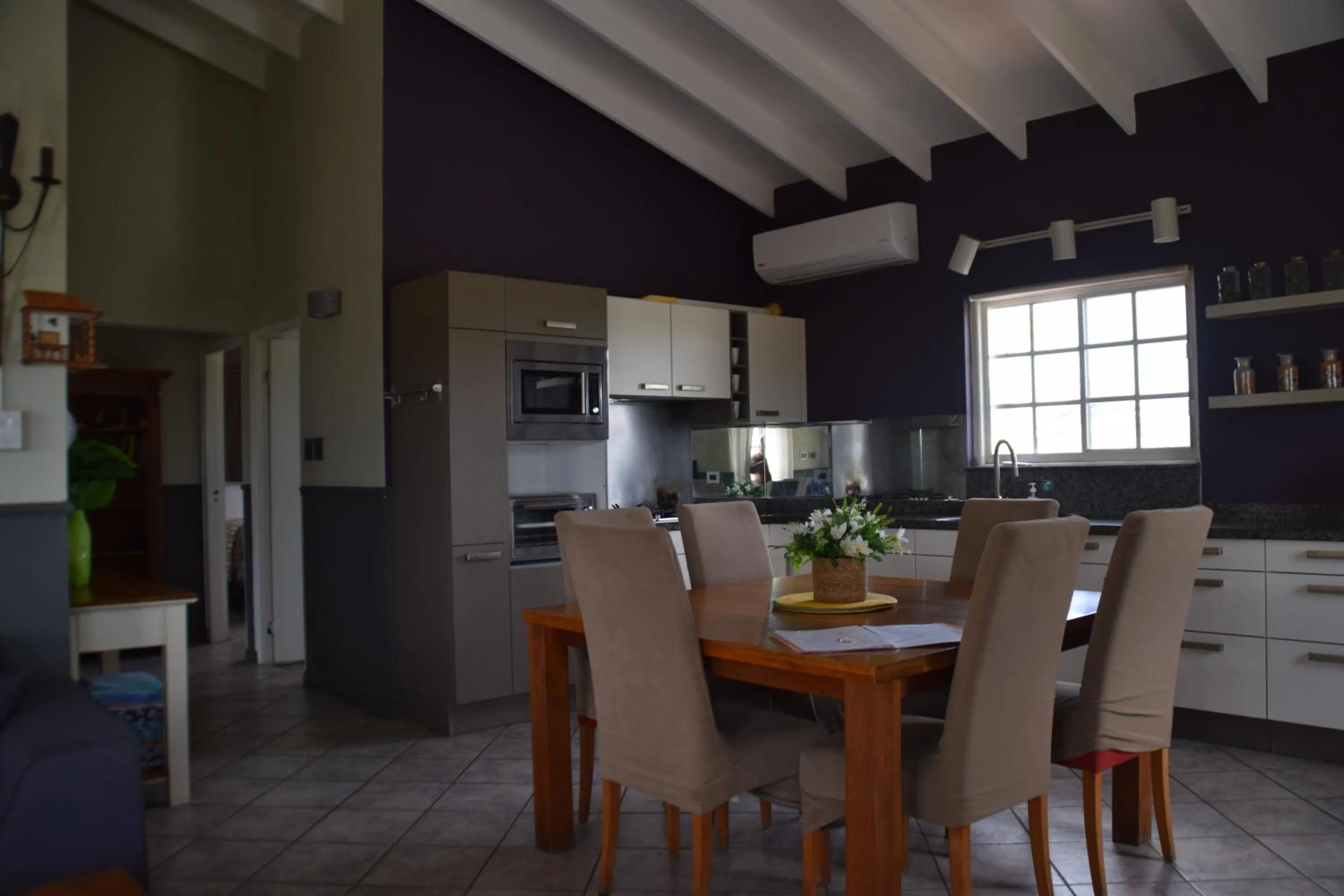 Dining area in La Felicidad Aruba