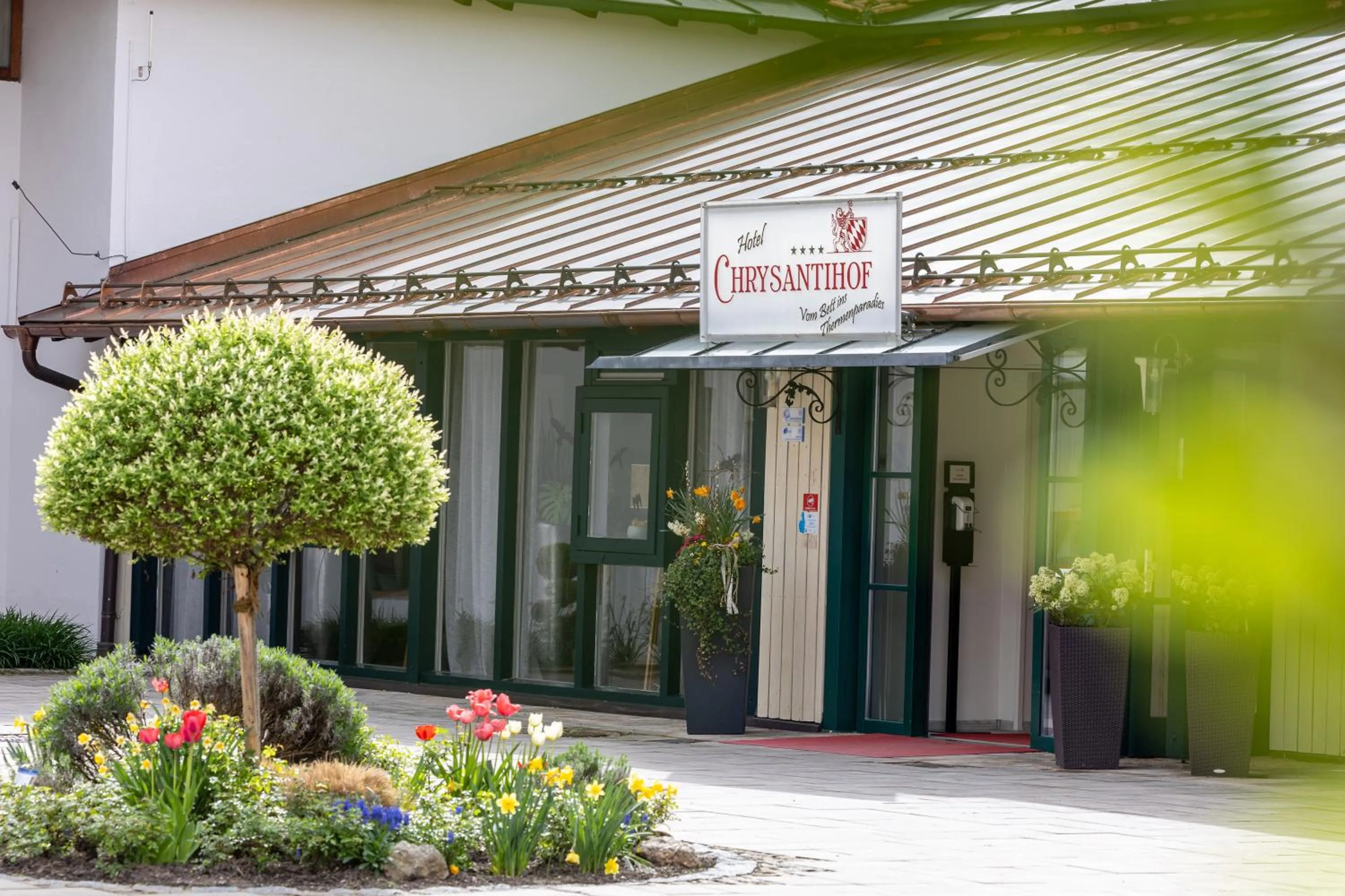 Facade/entrance in Hotel Chrysantihof