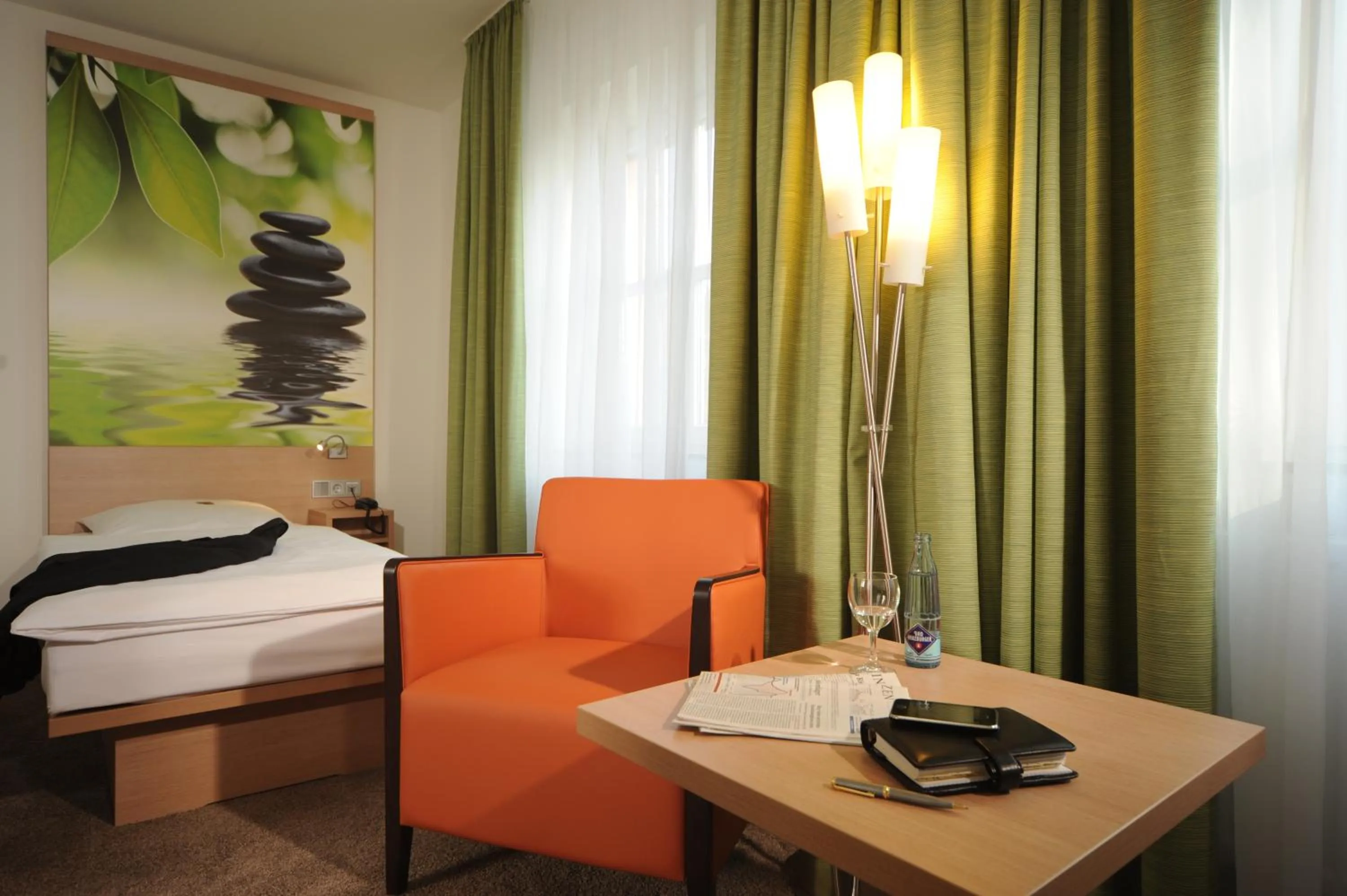 Bed in Hotel Ratskeller