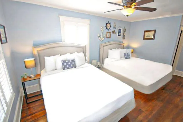 Bed in Hemingway House Bed and Breakfast