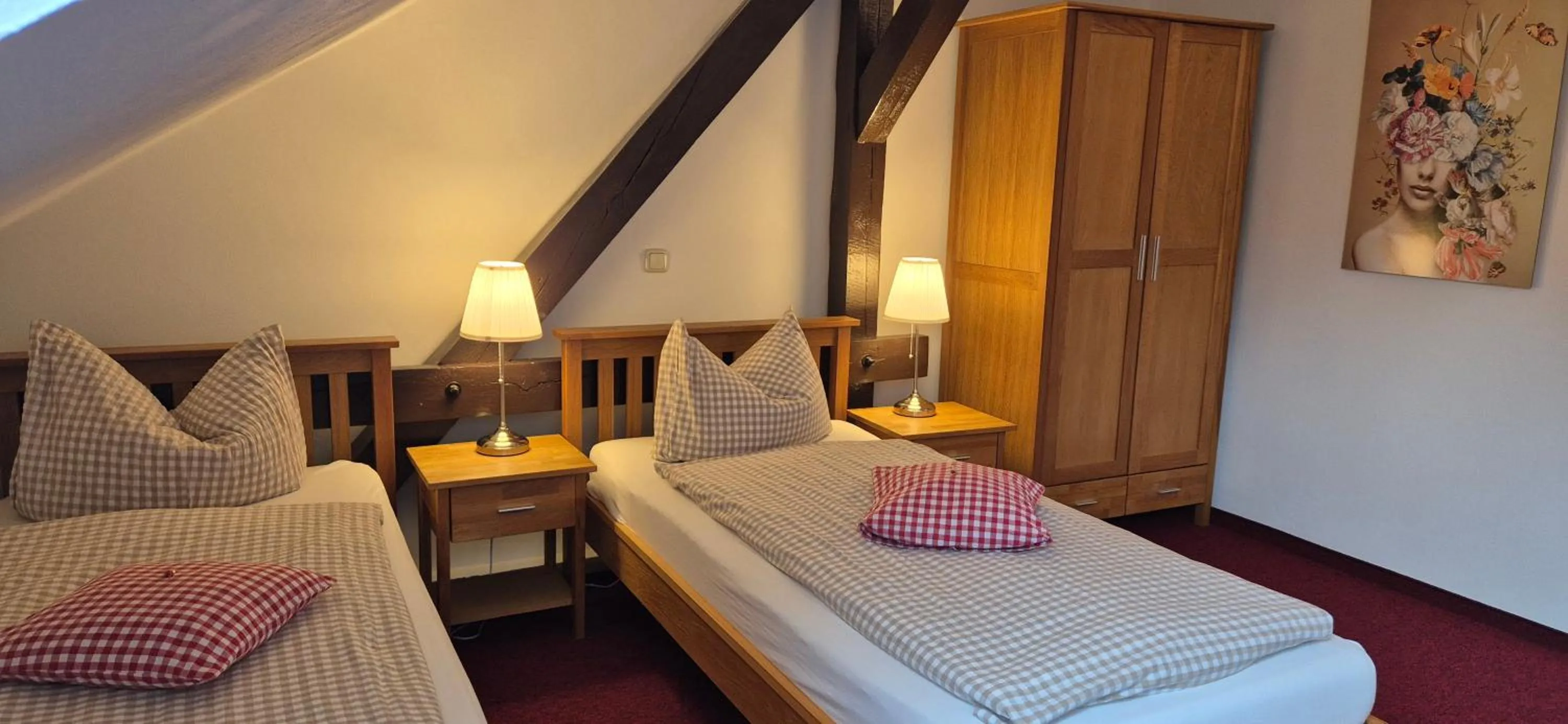 Photo of the whole room, Bed in Hotel Meridian