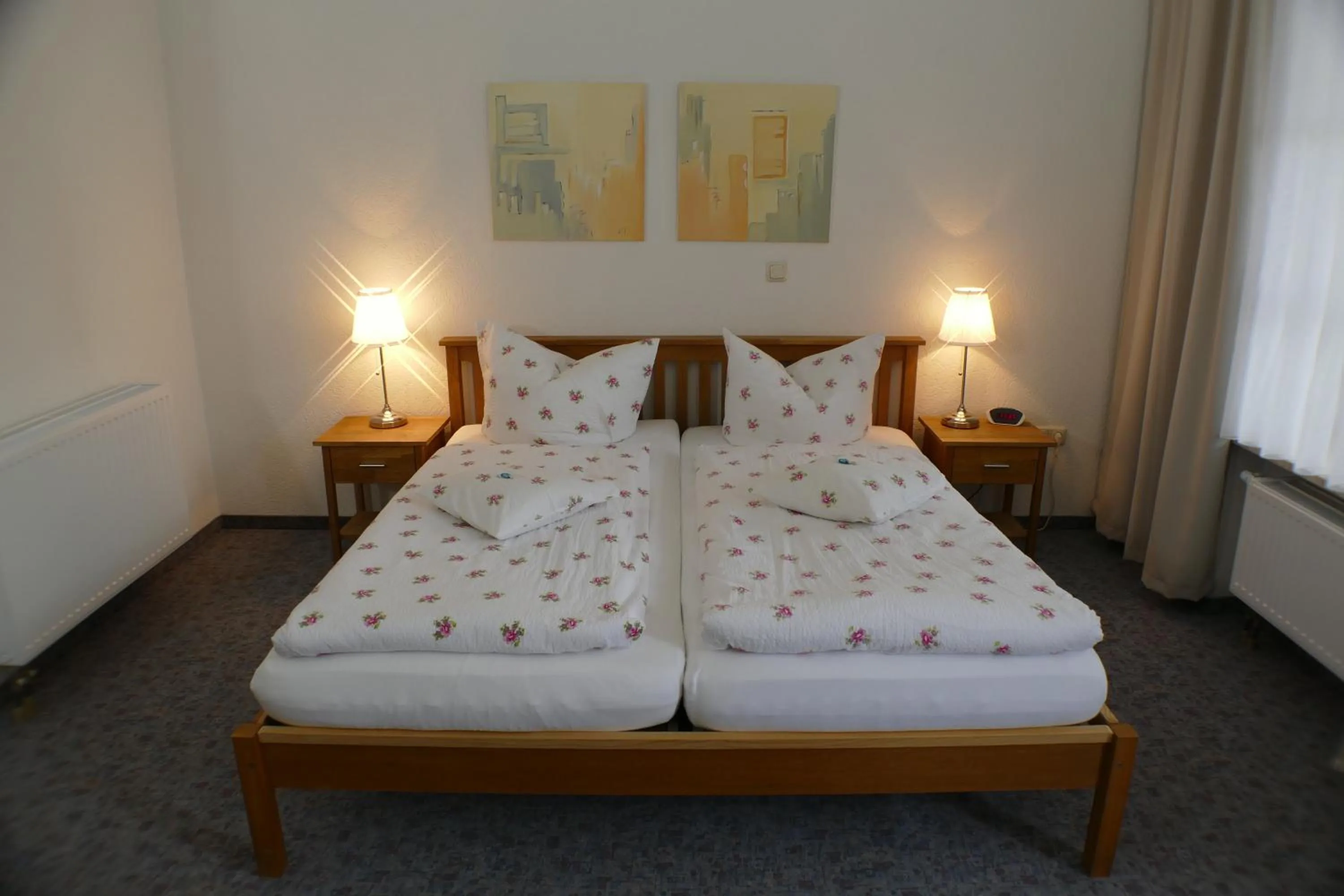 Bed in Hotel Meridian