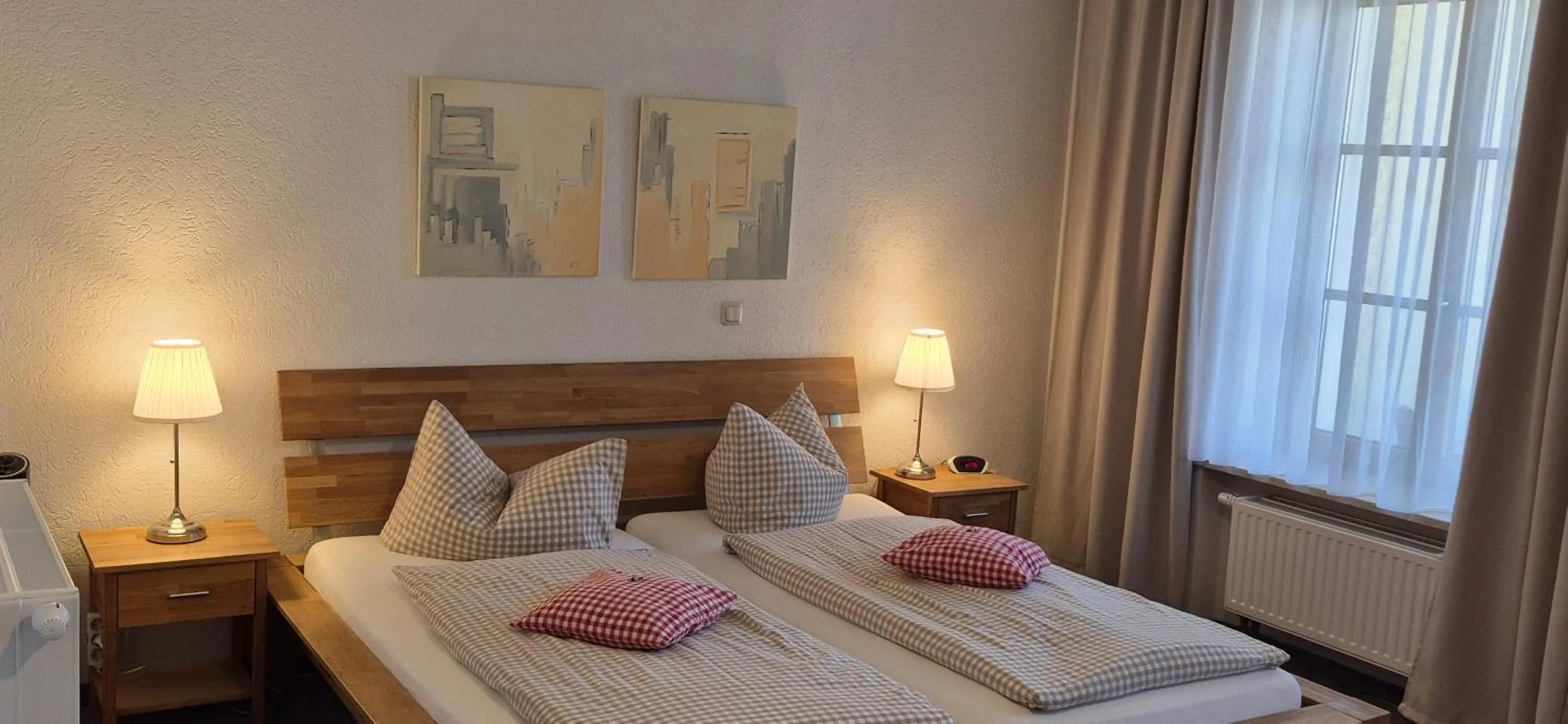 Photo of the whole room, Bed in Hotel Meridian