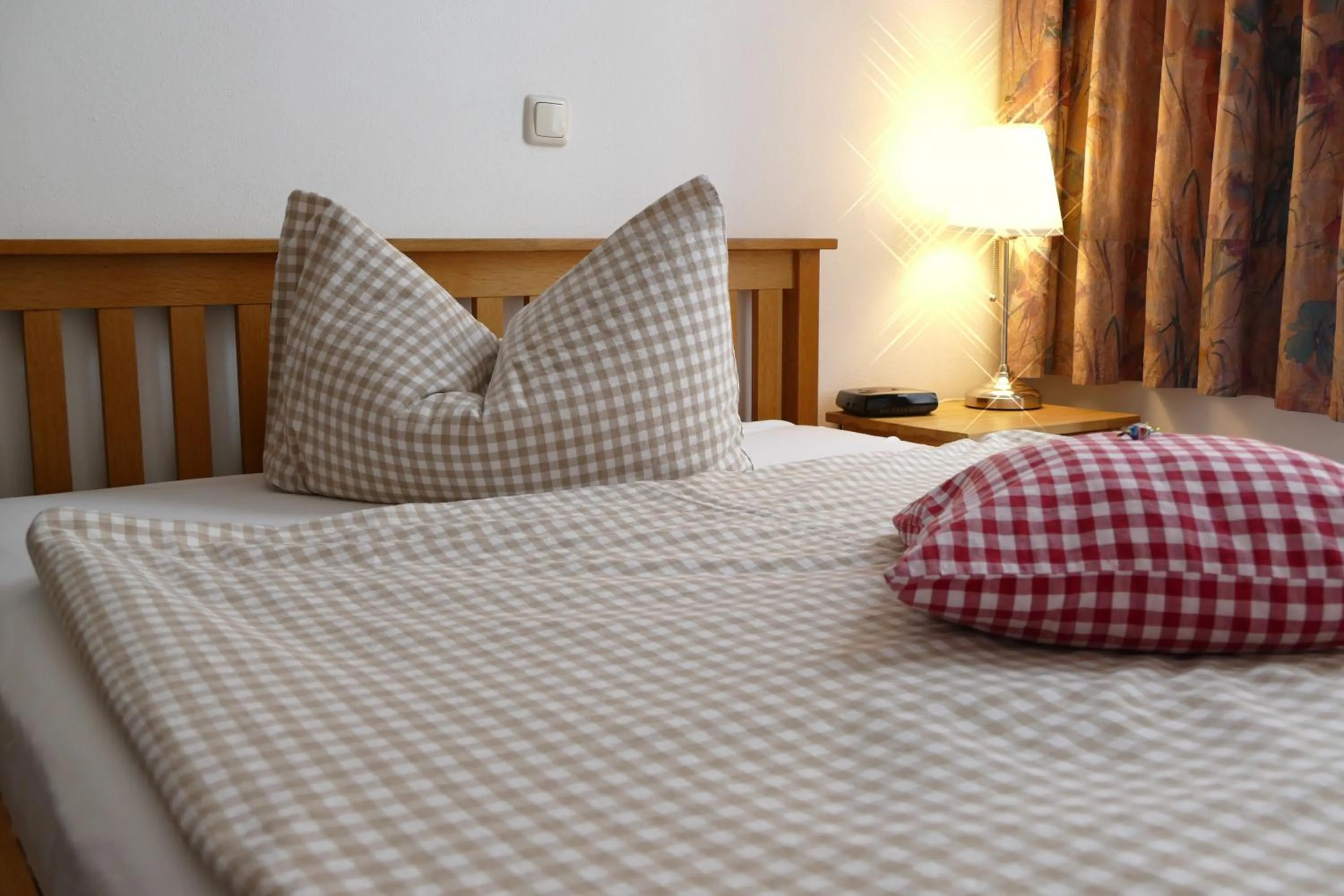 Photo of the whole room, Bed in Hotel Meridian