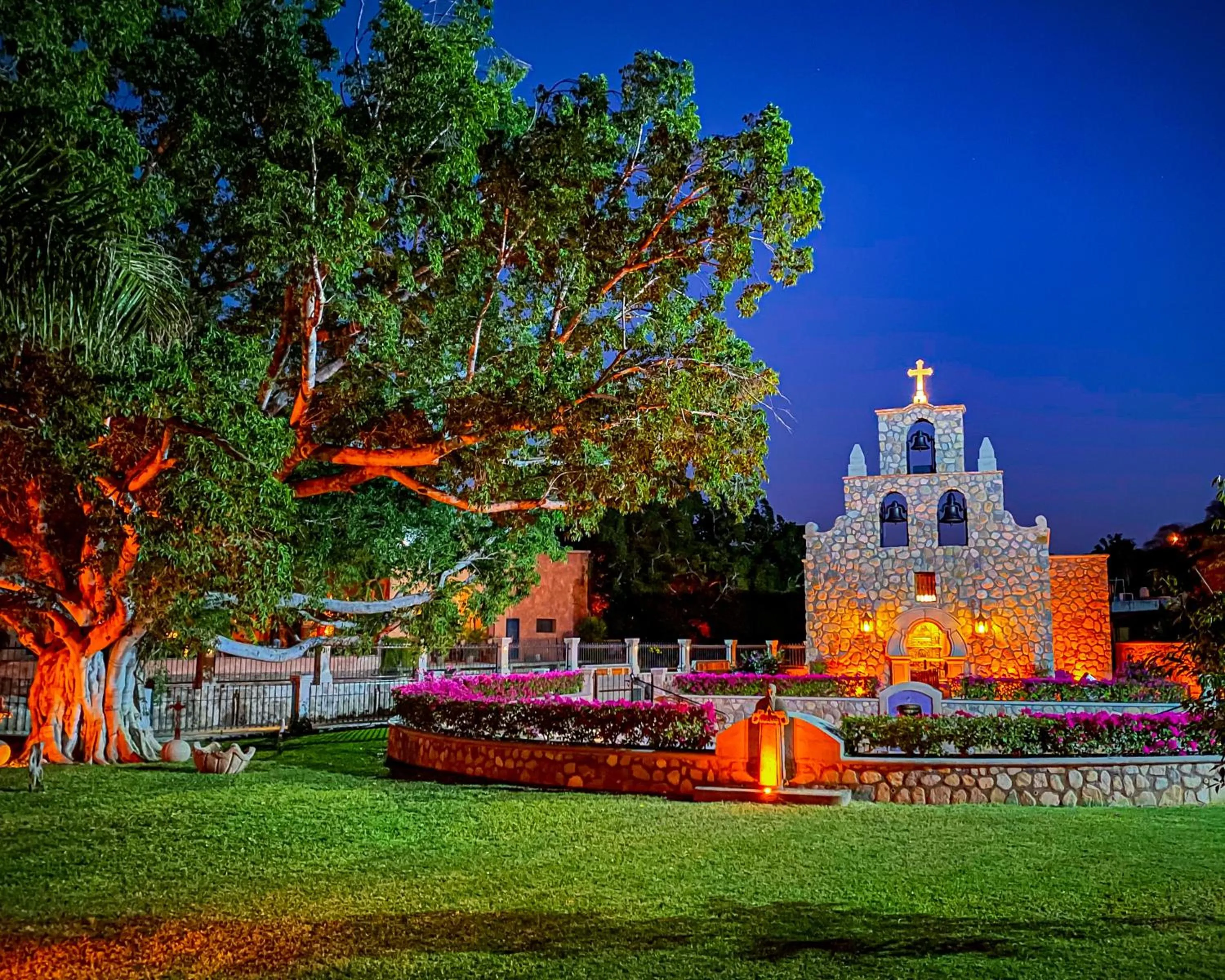 Nearby landmark in Hacienda de los Santos