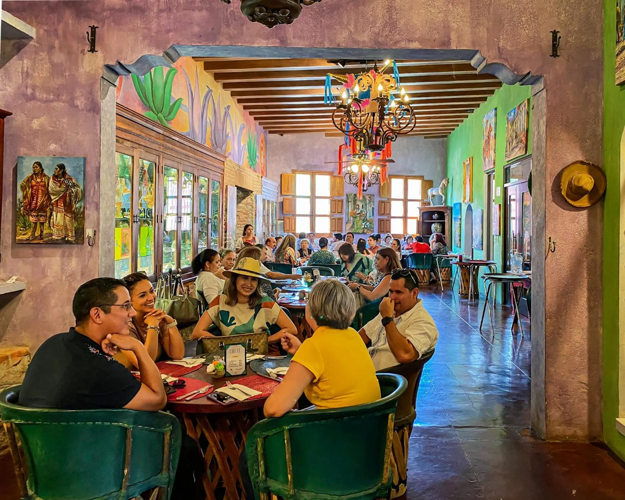 Restaurant/places to eat in Hacienda de los Santos