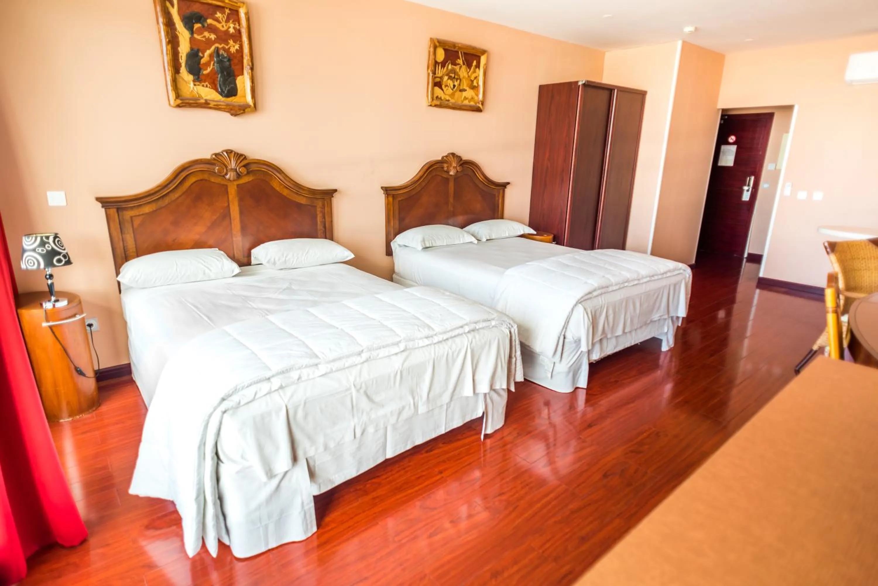 Bedroom, Bed in Hotel Sarah Nui