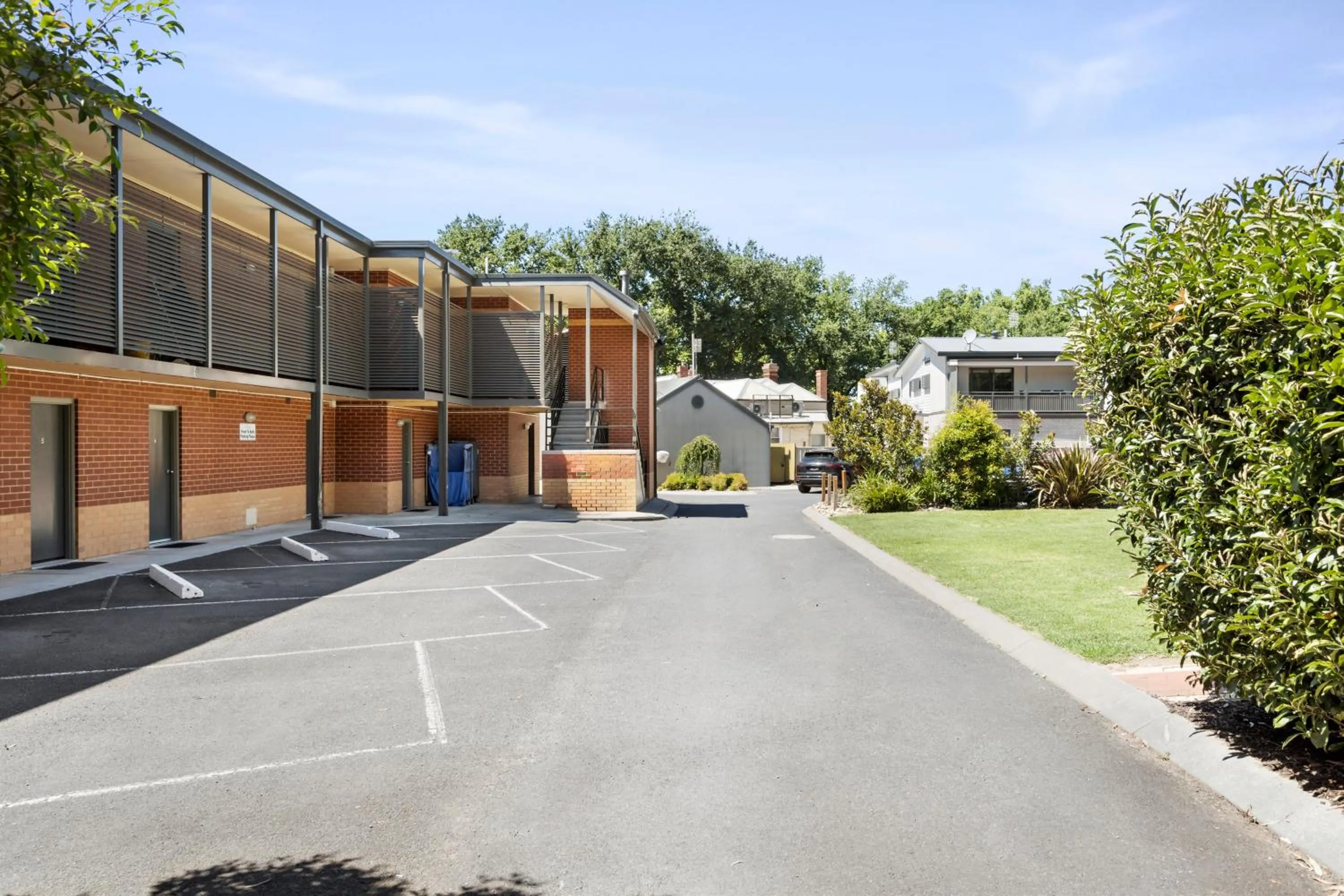 National Hotel Complex Bendigo