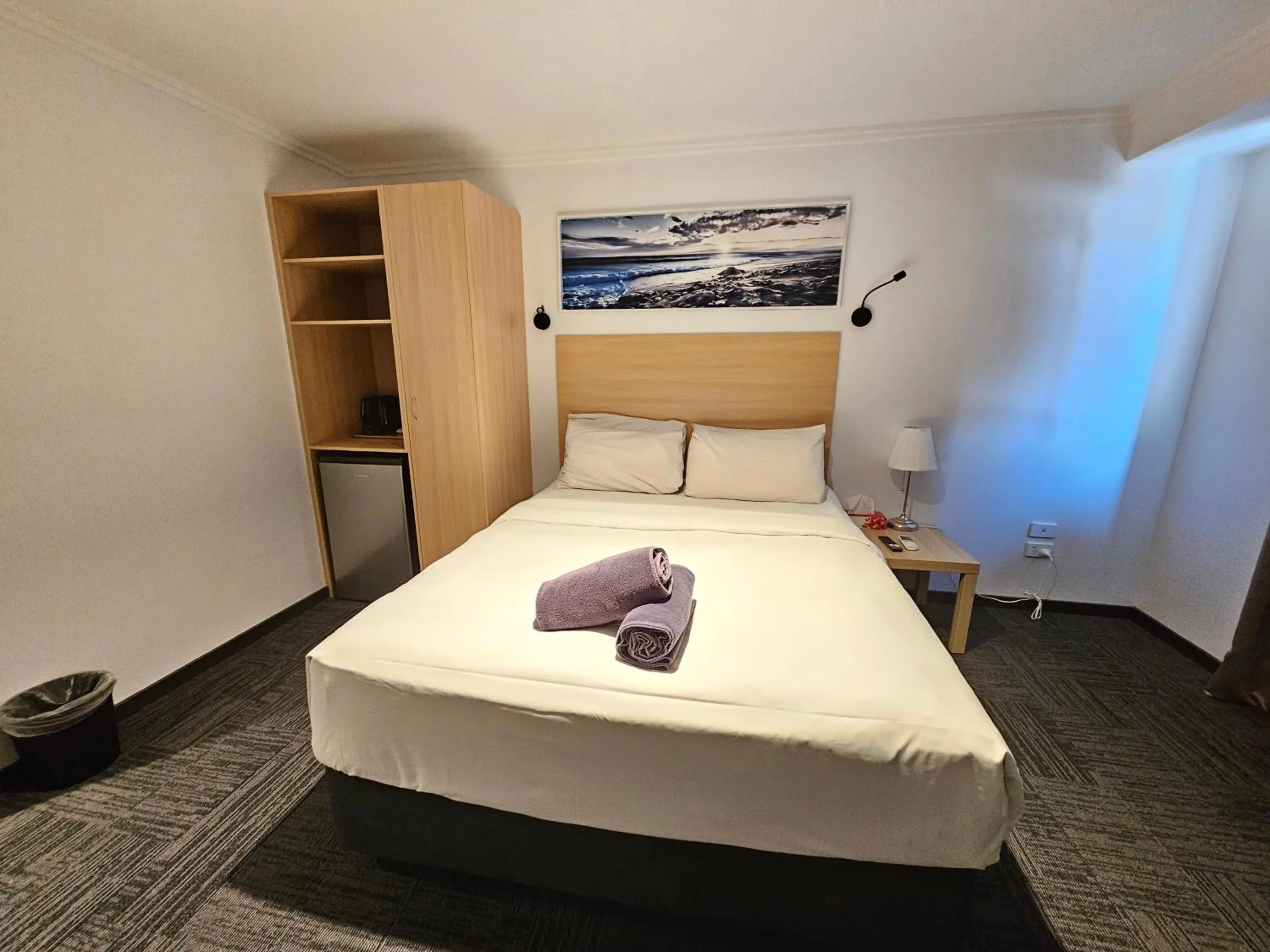 Bed in Econo Lodge Rivervale