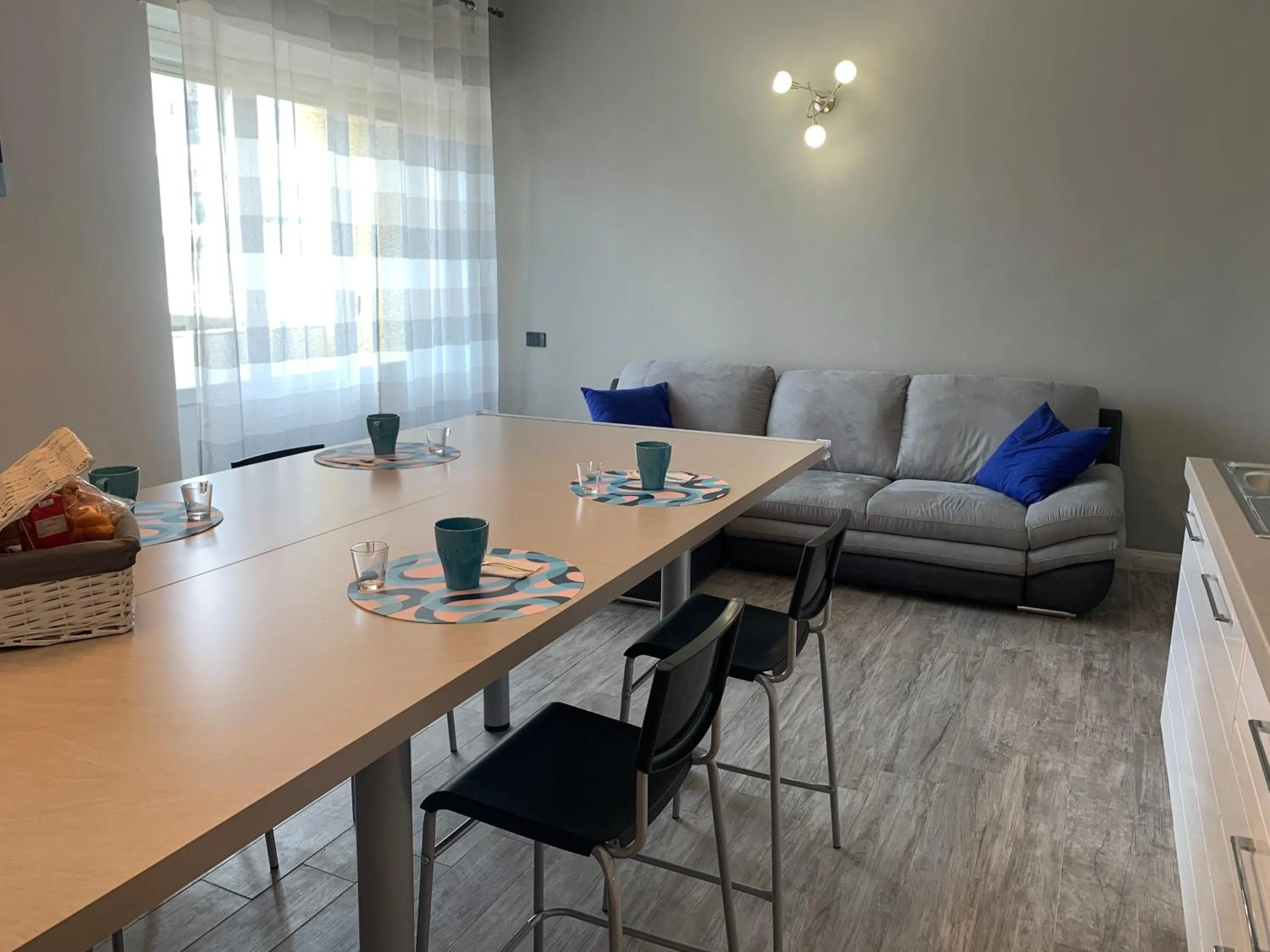 Three-Bedroom Apartment in IDEA