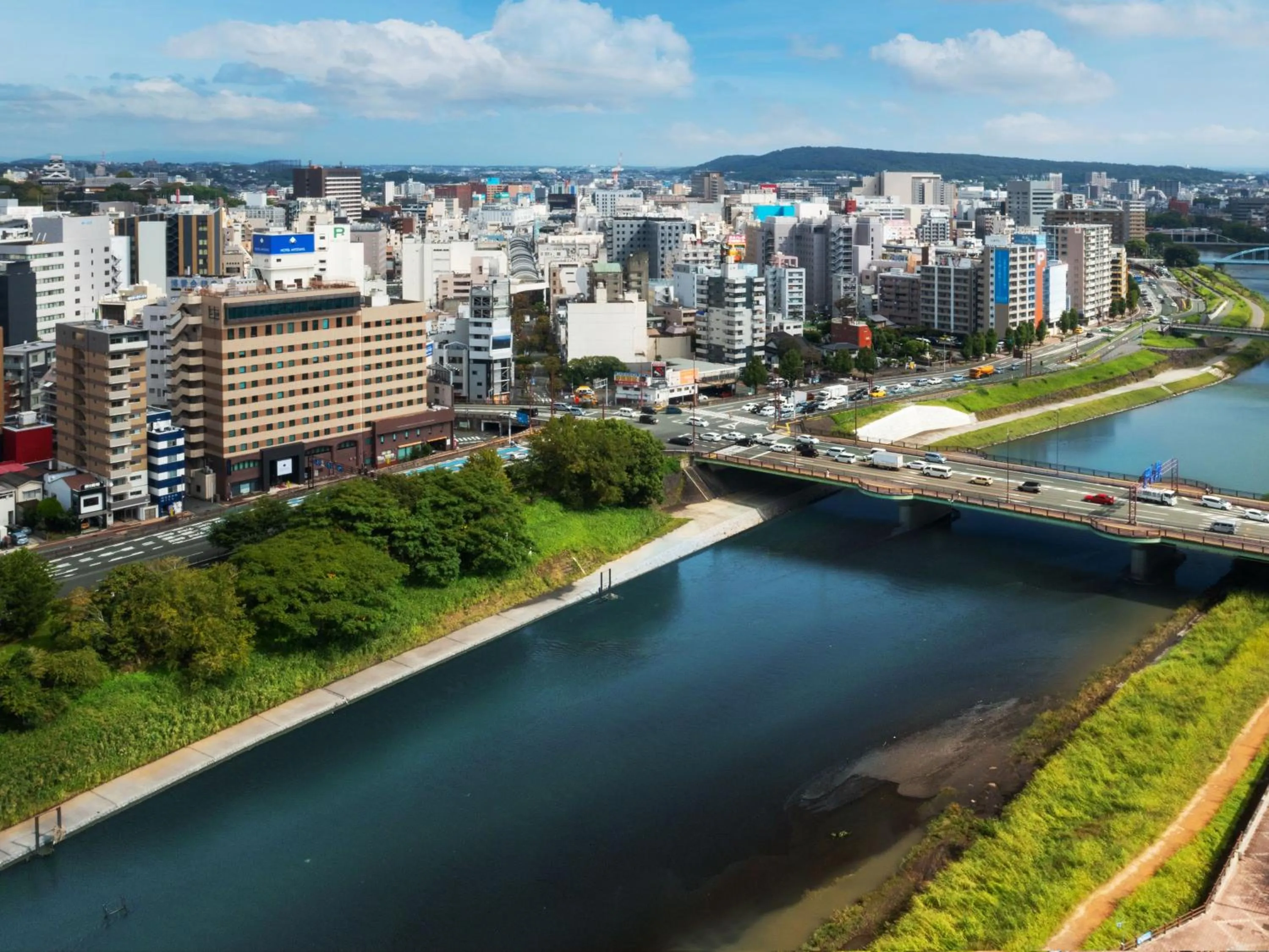 Property building in HOTEL MYSTAYS Kumamoto Riverside