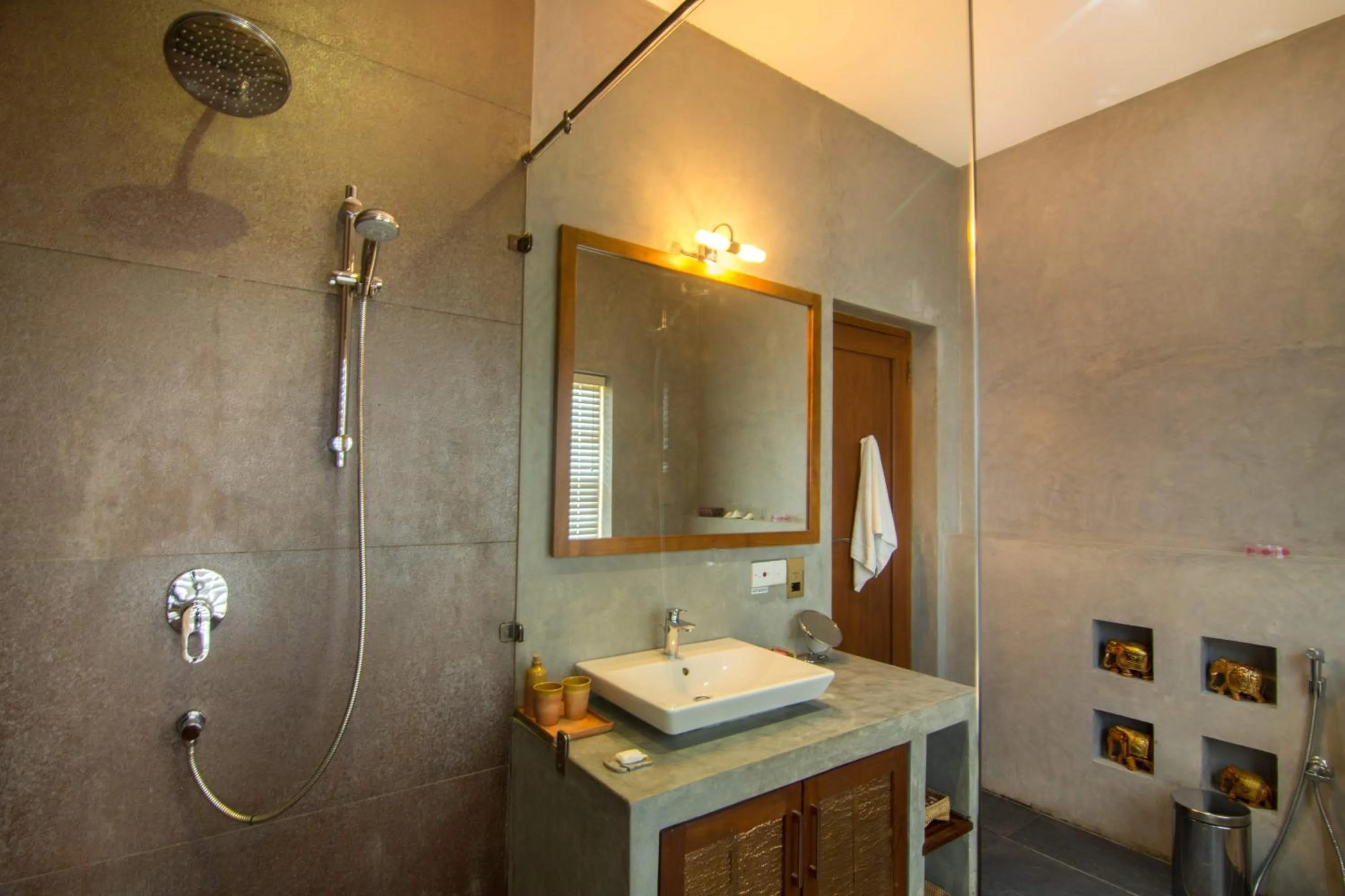 Toilet in The Elephant Stables