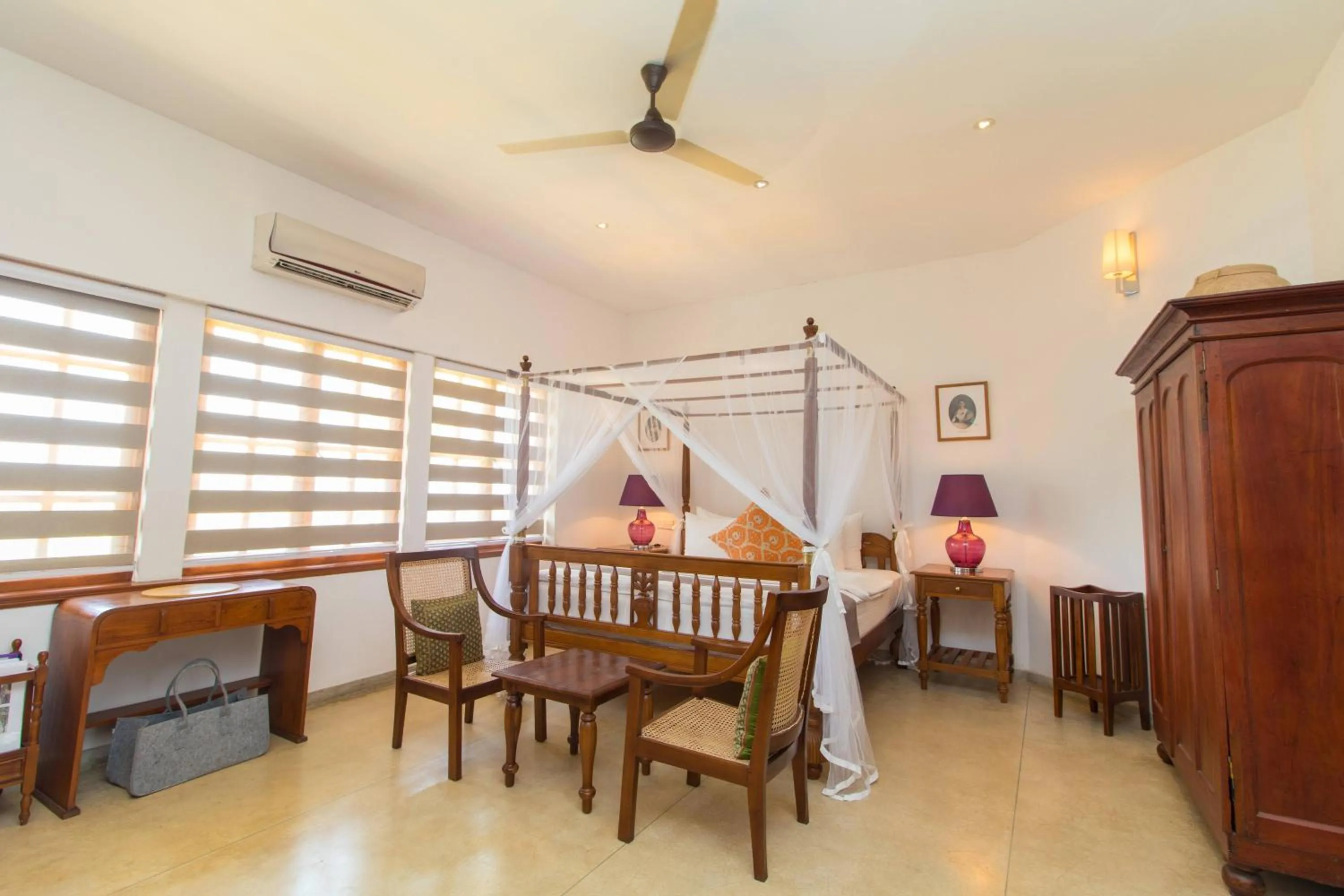 Photo of the whole room in The Elephant Stables