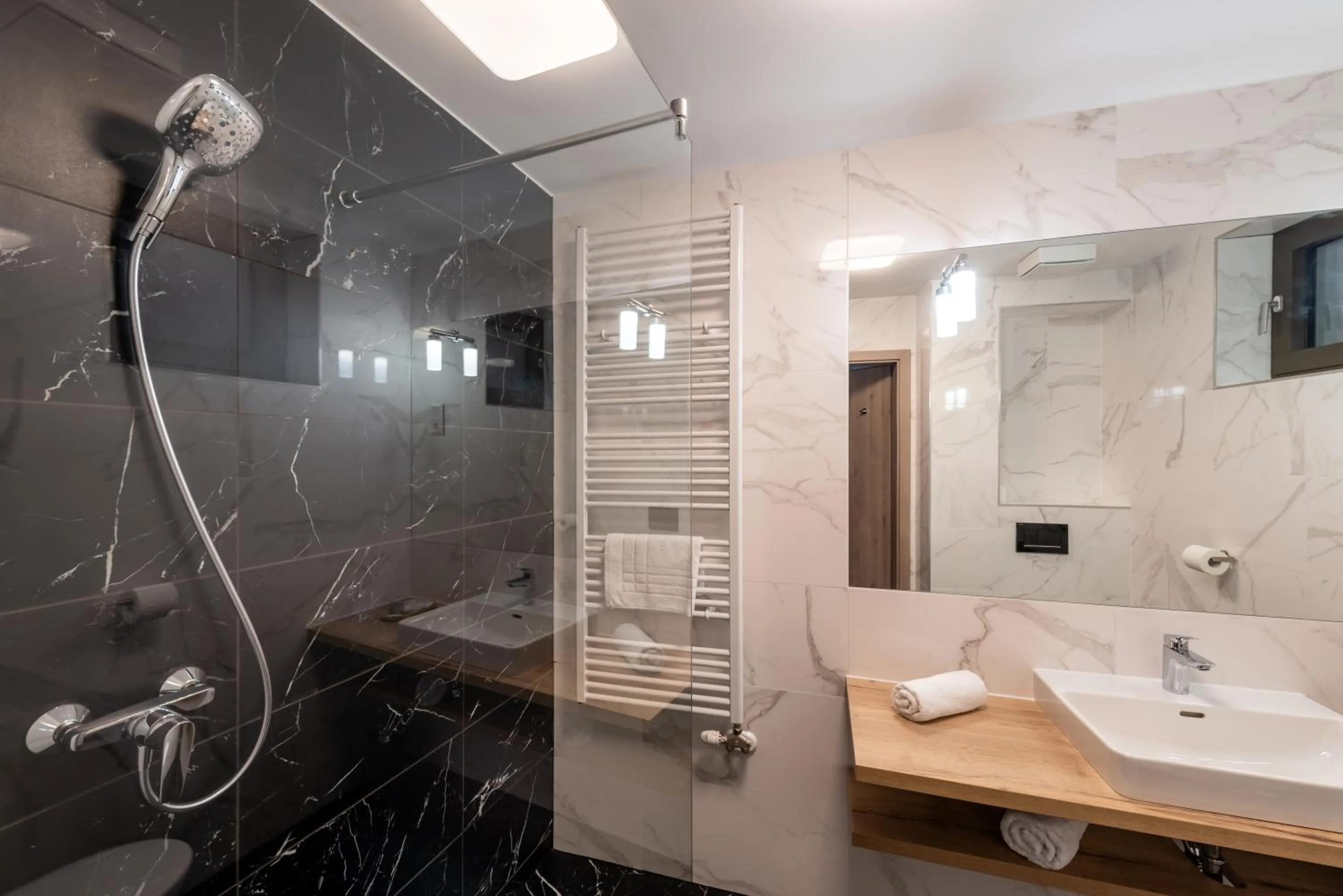 Bathroom in Fibula Residence Hotel & Wellness - Adults Only
